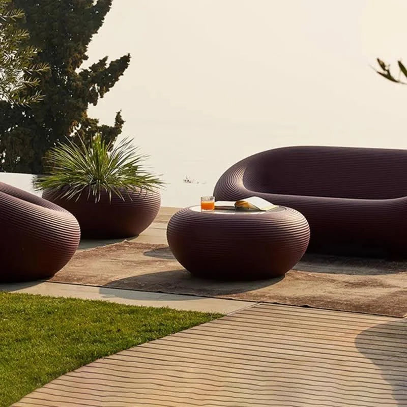 NAMI outdoor planter warm gray