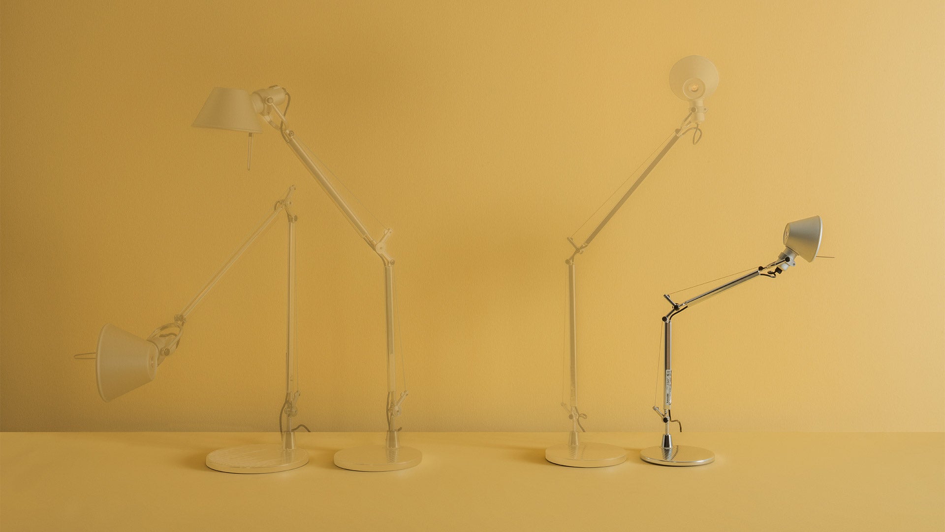 Lampa biurkowa regulowana TOLOMEO MICRO błyszczący srebrny