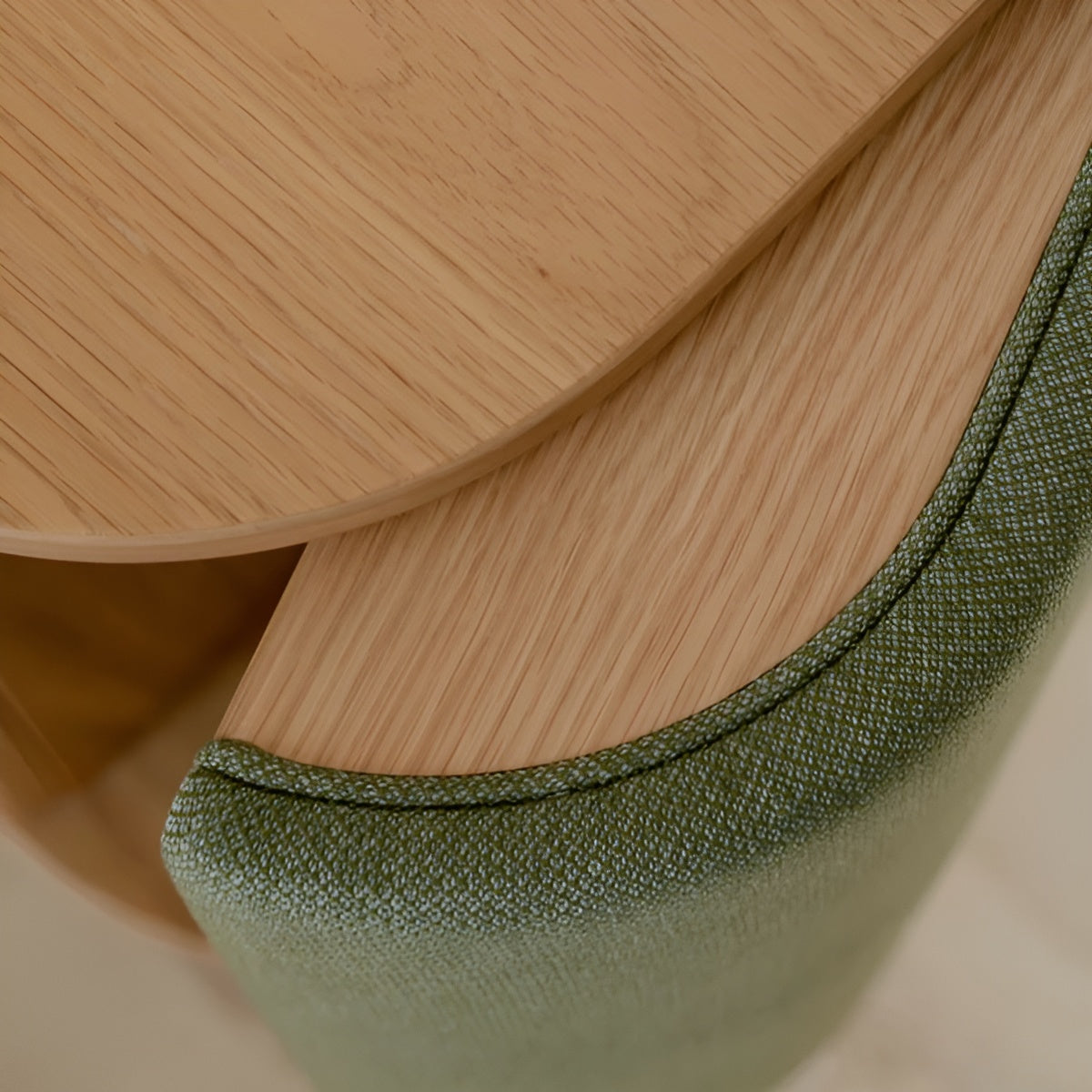 TREASURES green chest of drawers with oak