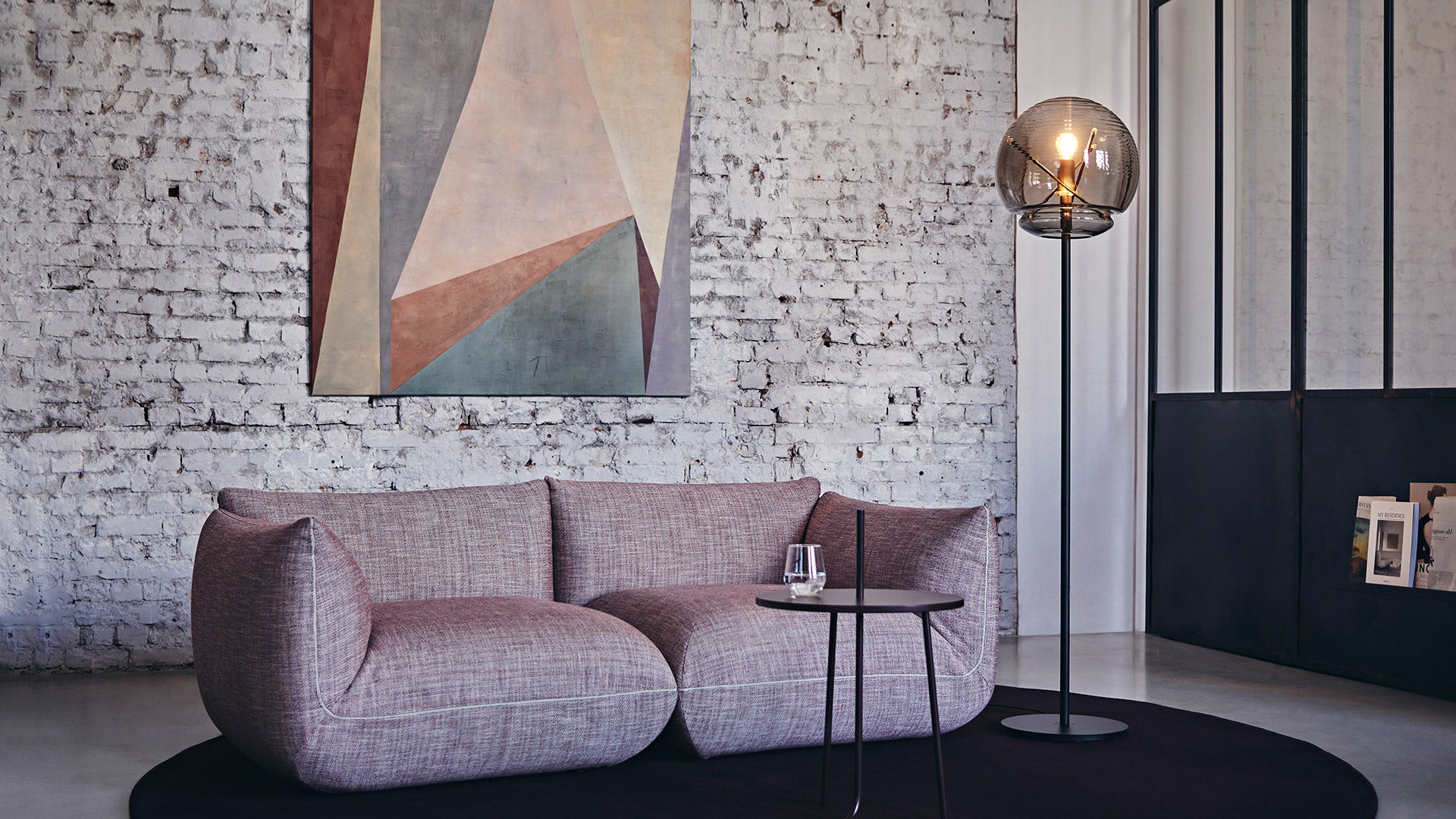 Lampa podłogowa VITRUVIO czarny ze szklanym kloszem