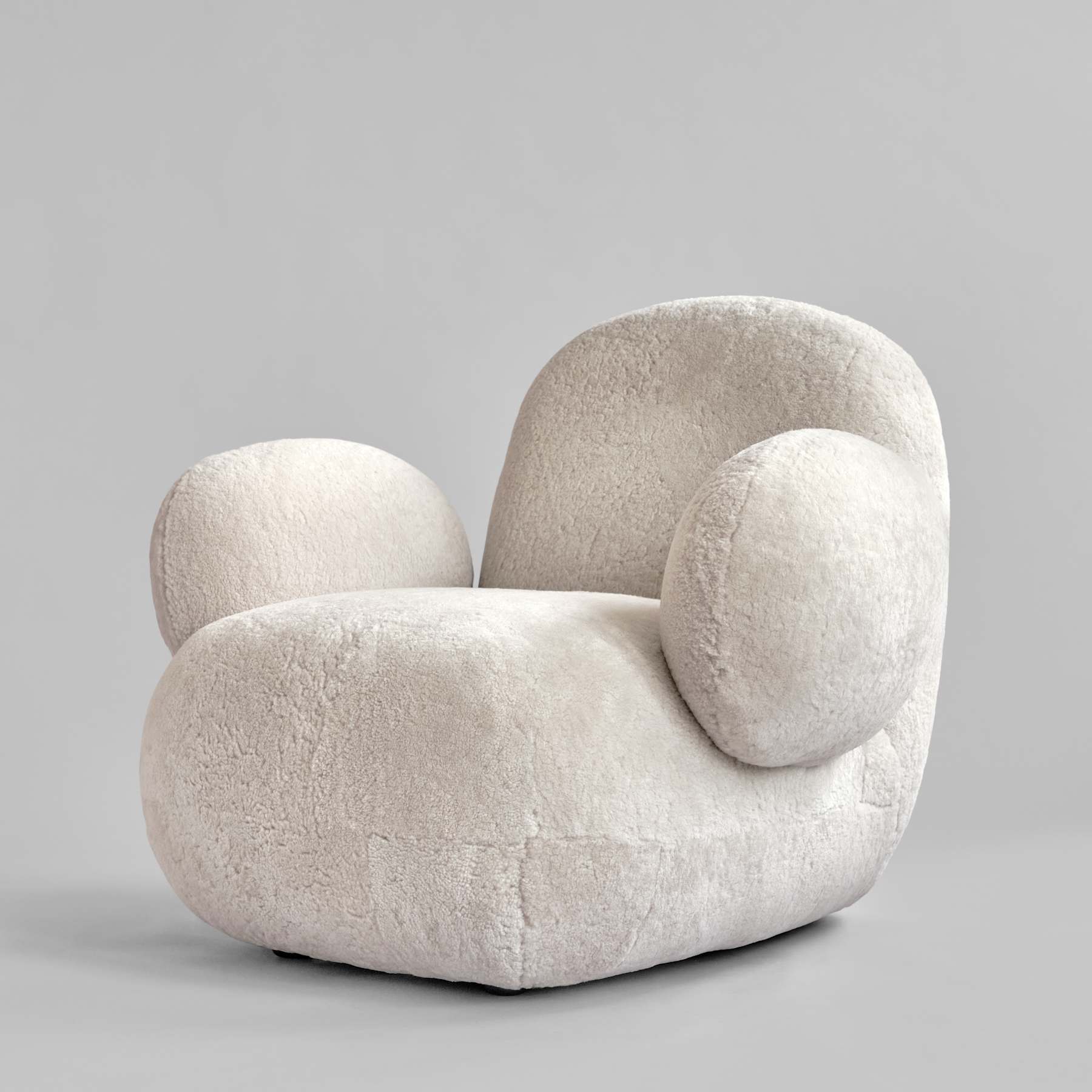 Fotel w tkaninie Sheepskin TOE FLAT złamana biel