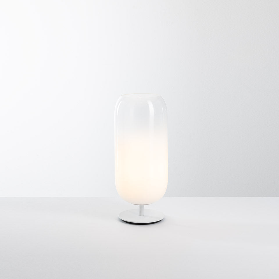 Tischlampe GOPLE weiß mit weißem Sockel
