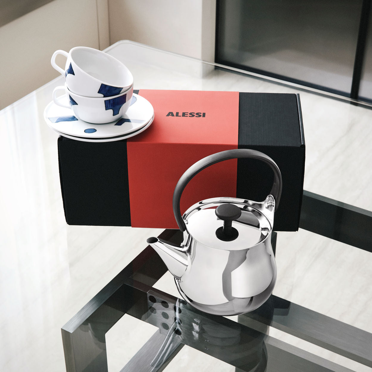 Zestaw prezentowy ALESSI & TEA stal i porcelana