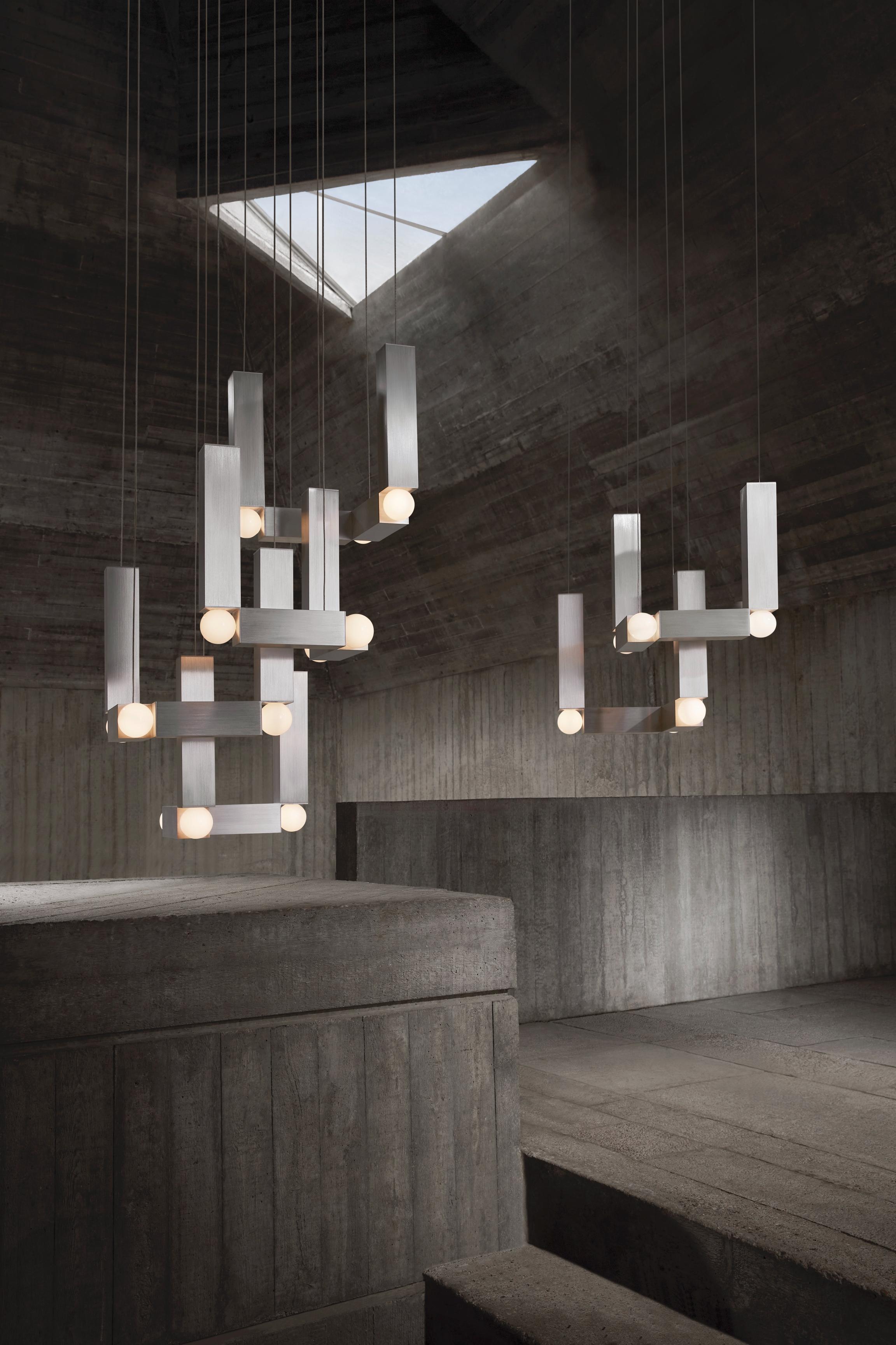 Lampa wisząca VESPER QUATTRO opalowy klosz ze srebrnym wykończeniem
