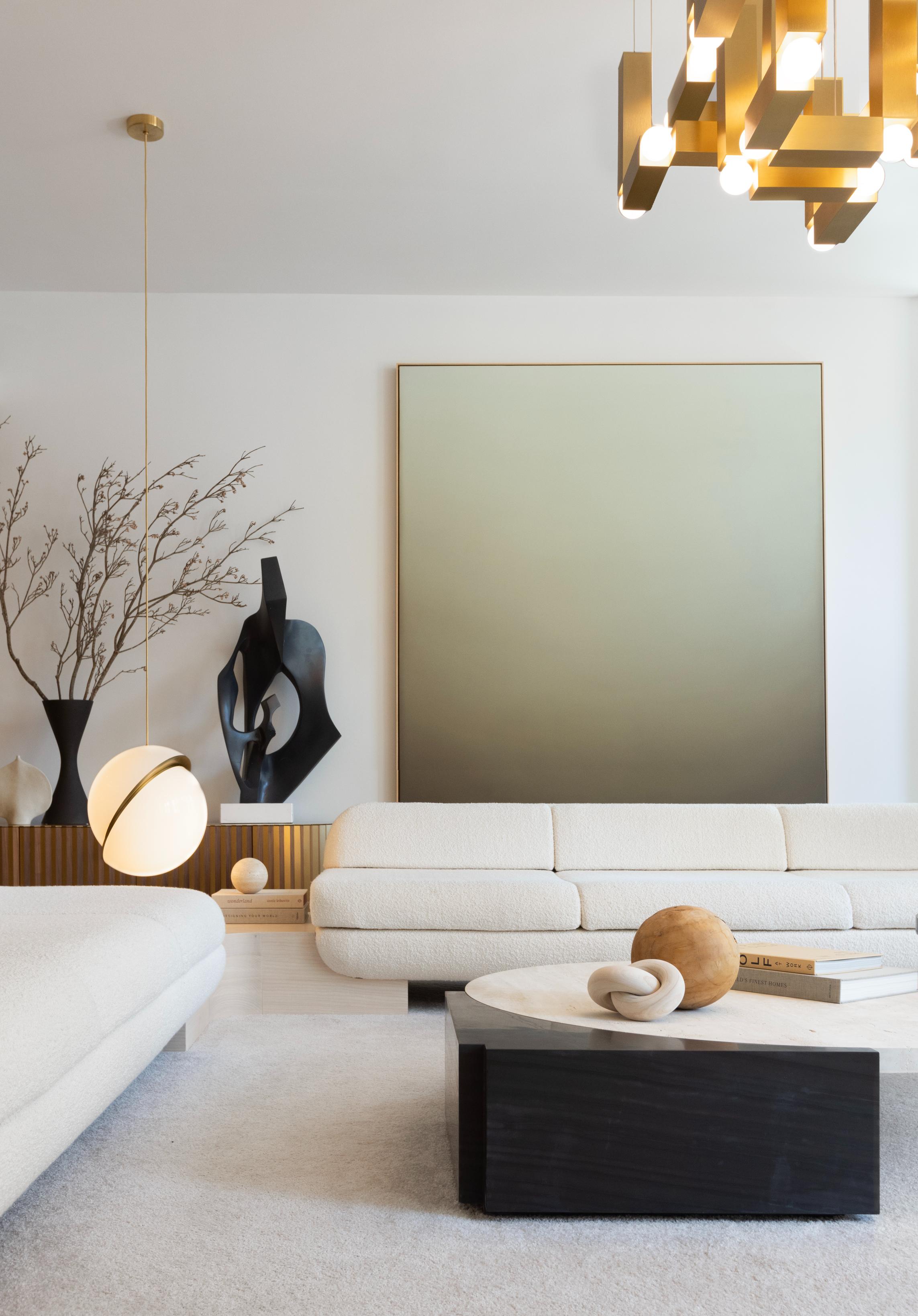 Lampa wisząca VESPER DUO opalowy klosz ze złotym wykończeniem