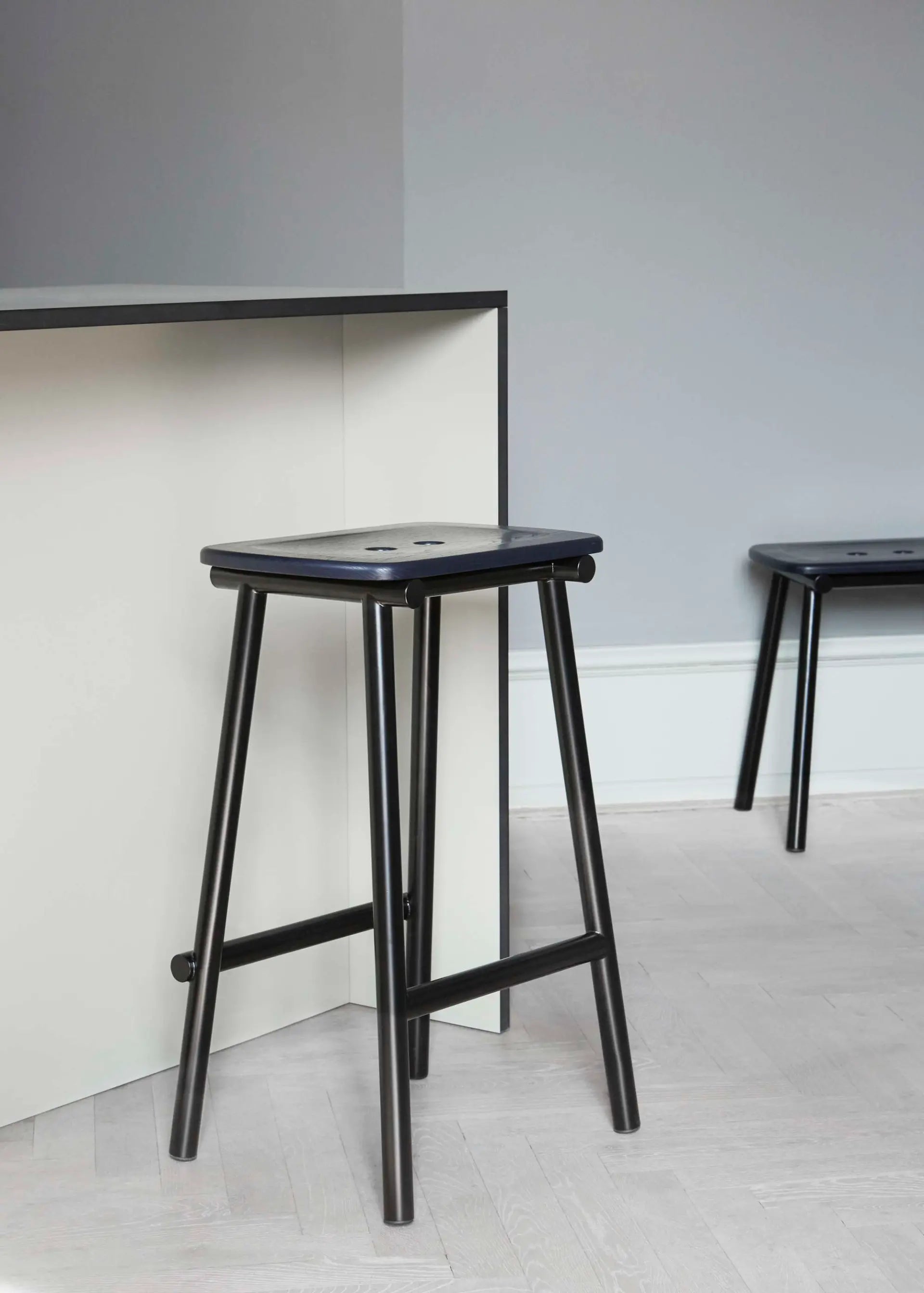 Hocker TUBBY TUBE schwarz