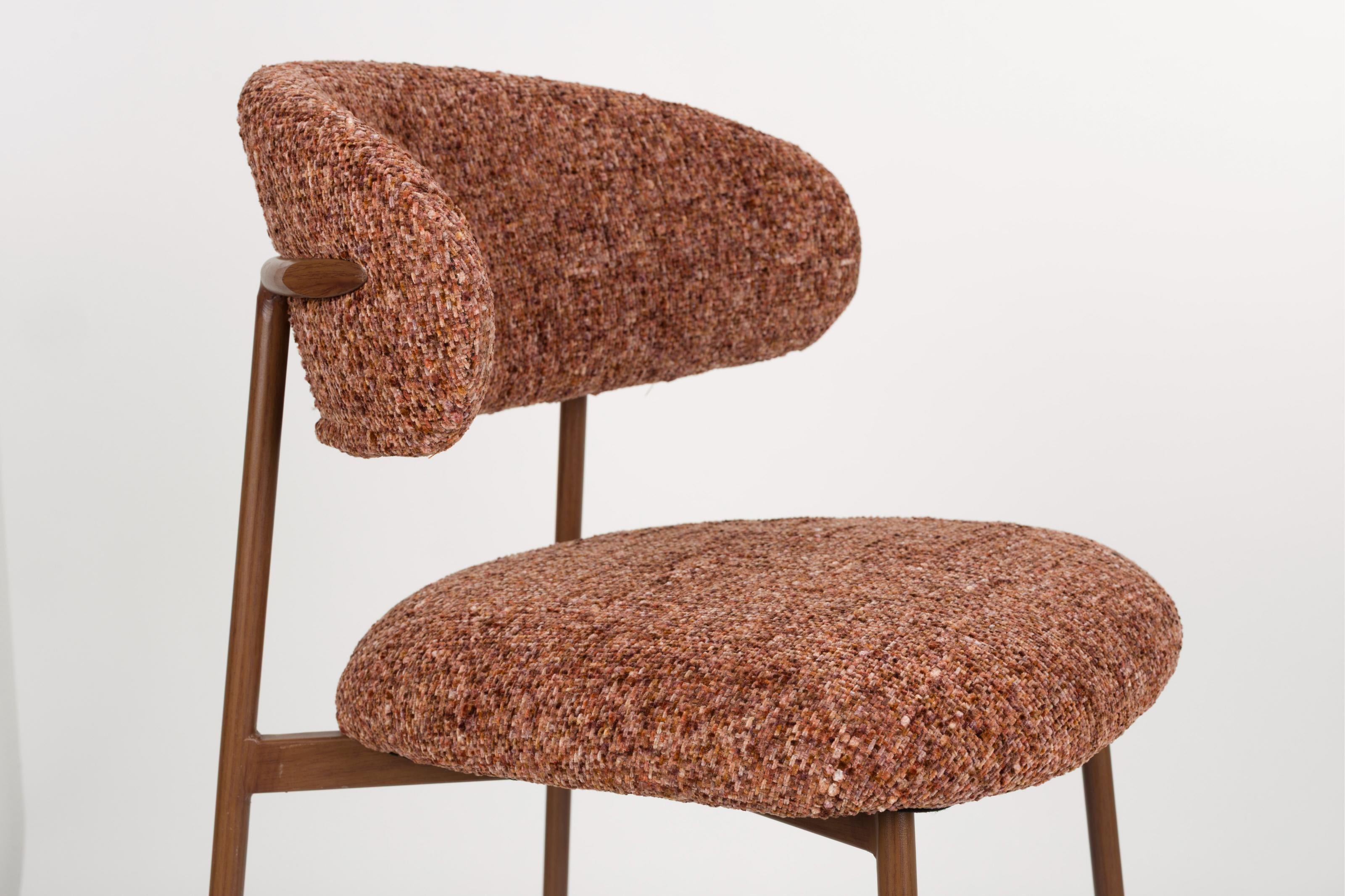 Krzesło barowe CLAES terakota z brązową podstawą