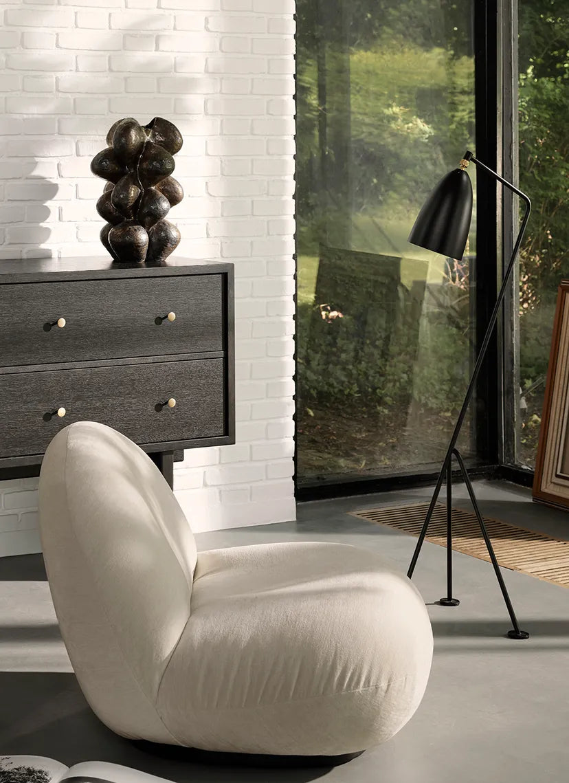 Gray tripod reading floor lamp GRÄSHOPPA