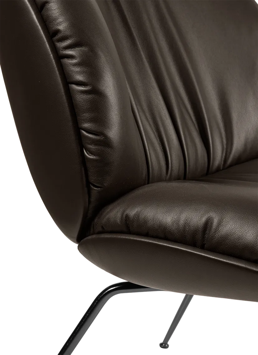 Sessel BEETLE SOFT gepolstert mit schwarzem Gestell