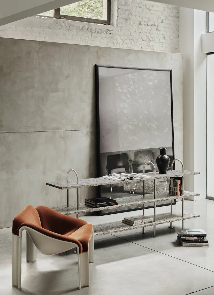 Regał KEEN szare drewno z satynową stalową ramą