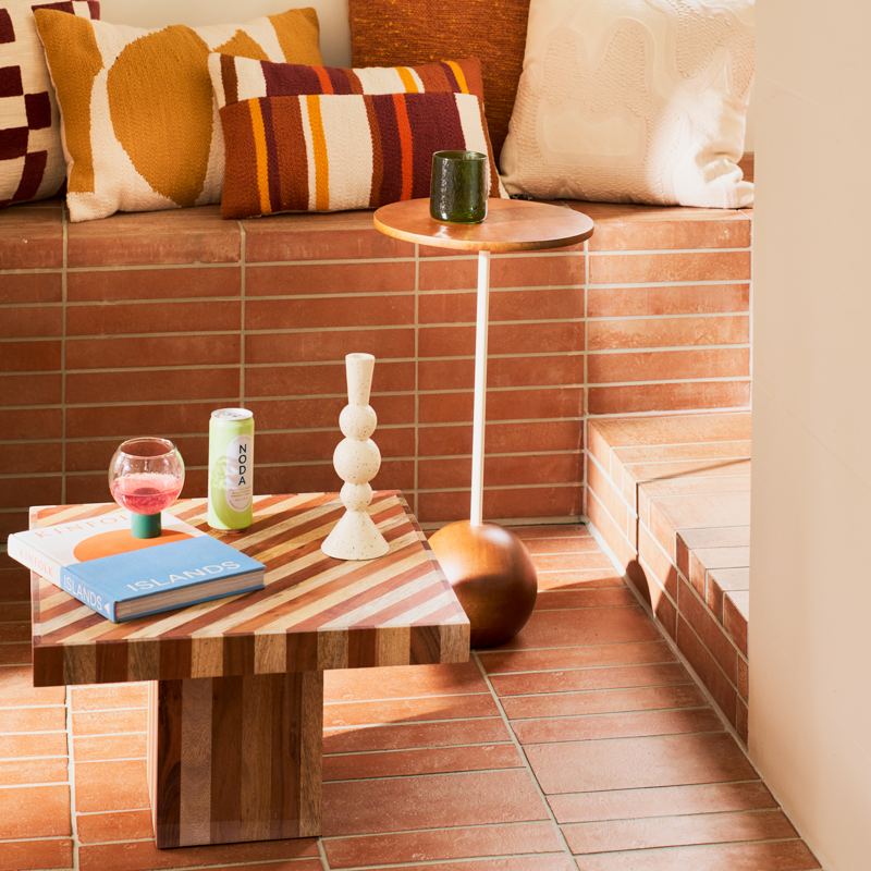 Stolik kawowy THAK drewniany