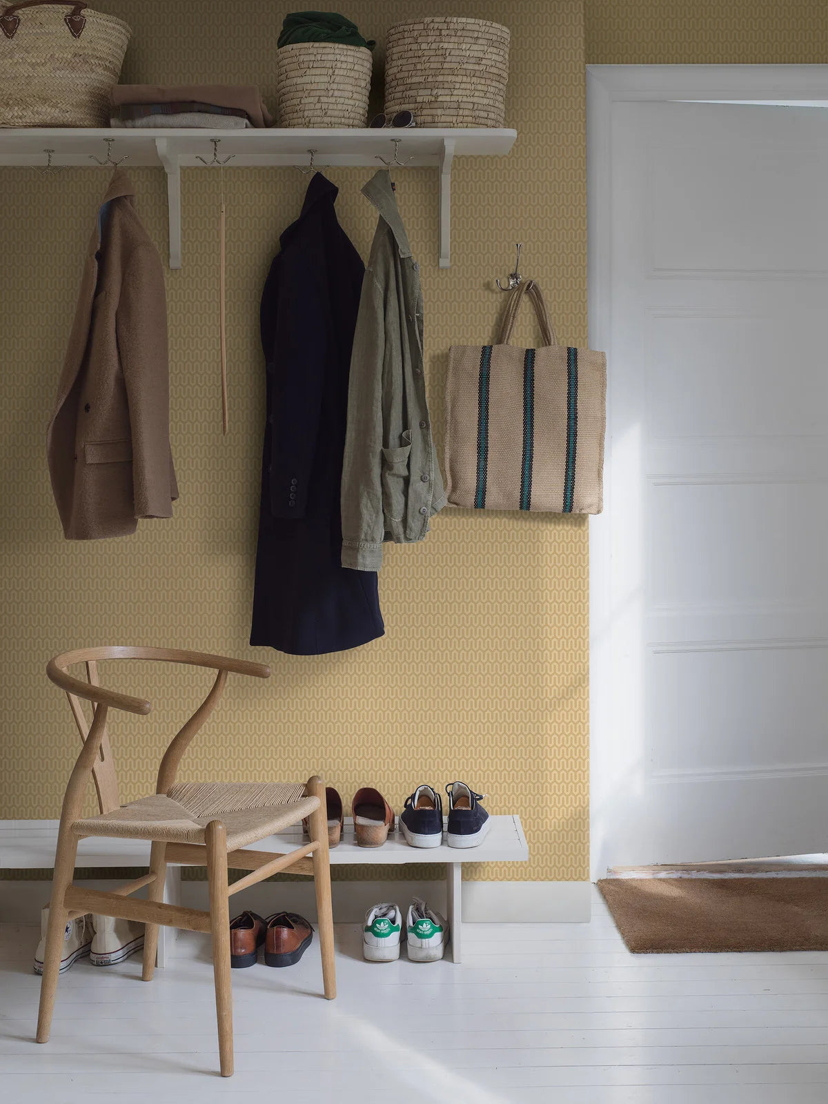 Non-woven paper wallpaper with geometric pattern YPSILON yellow