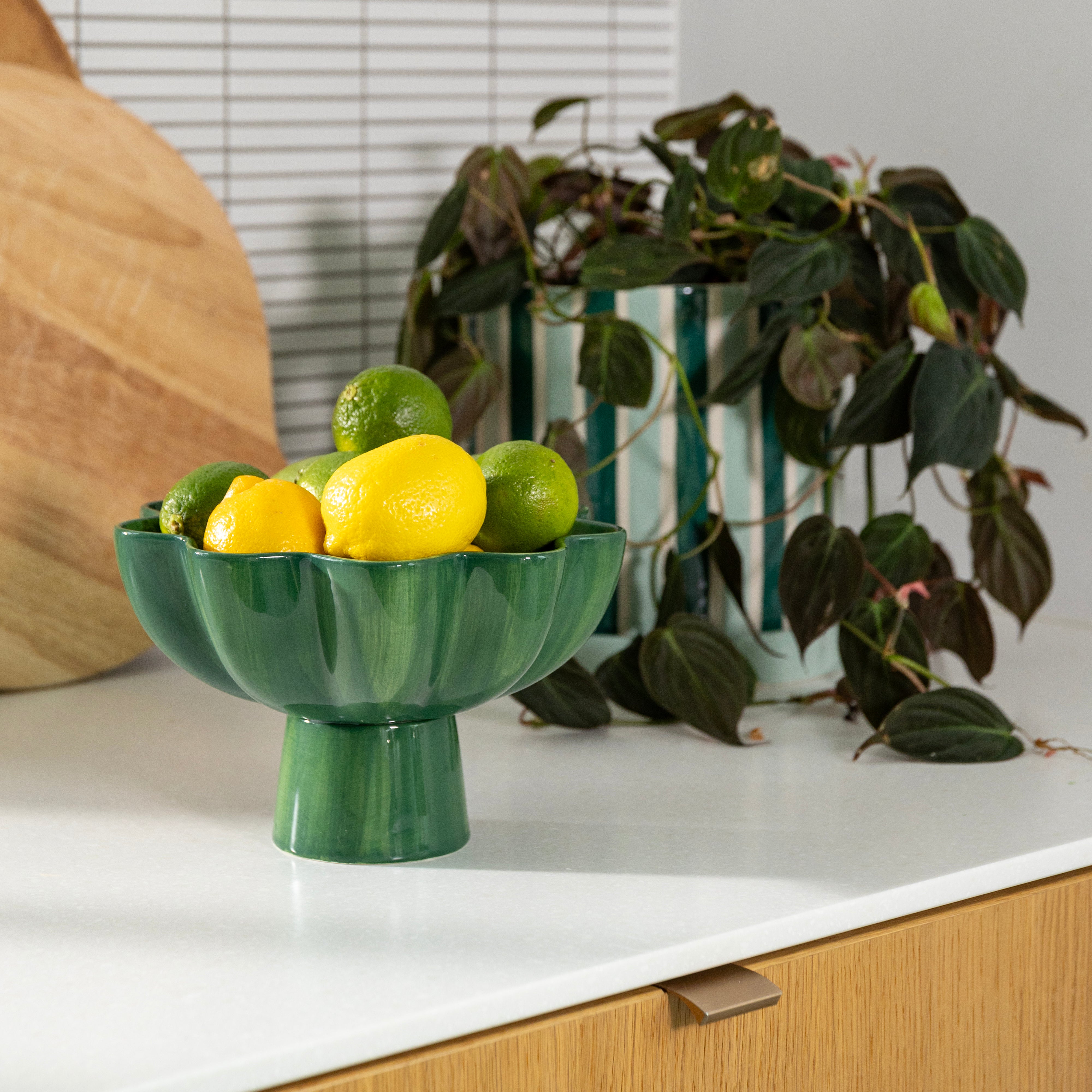 Blumentopf CLASH STRIPE grün mit mintgrün und weiß