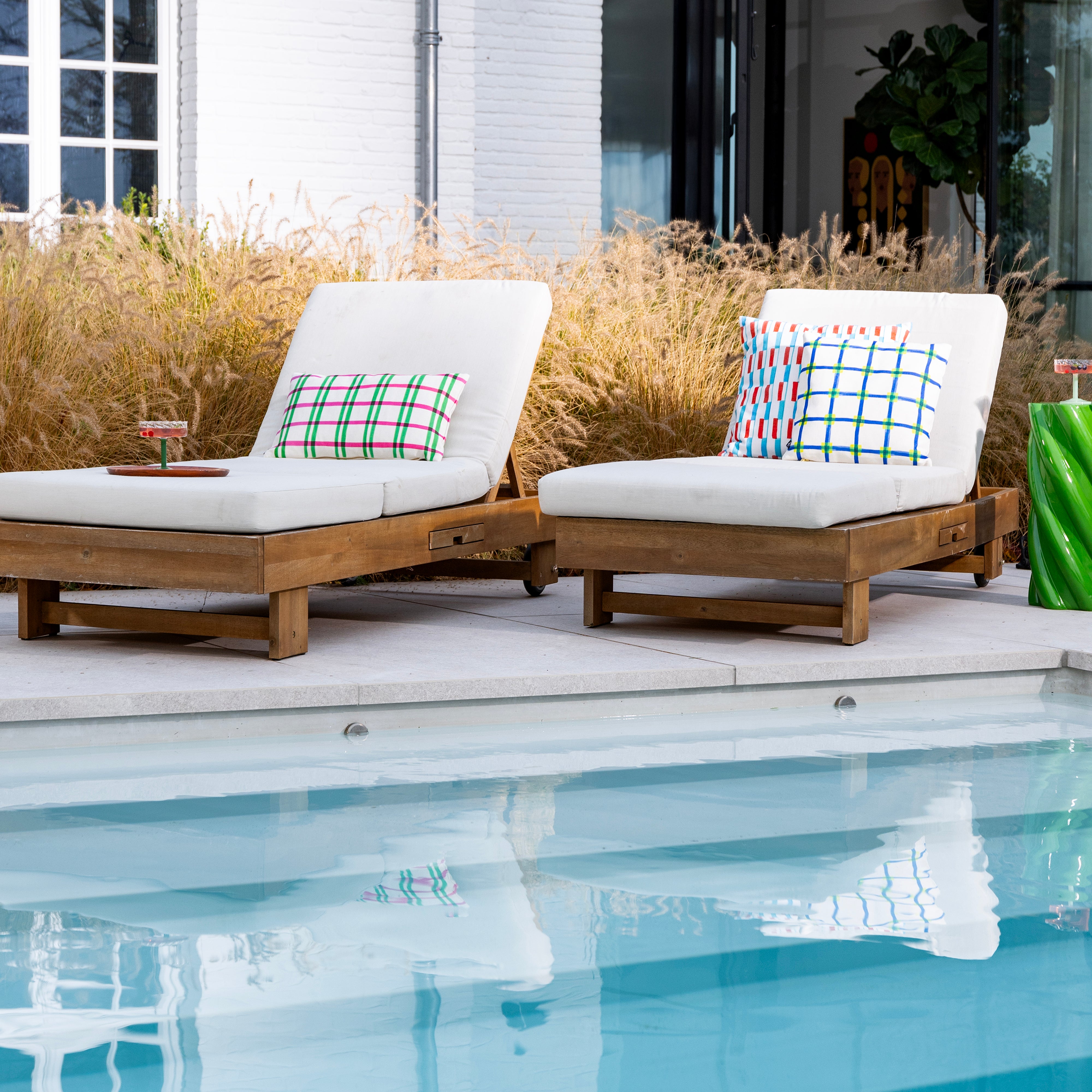 Cushion Cover CLASH White with Blue and Red