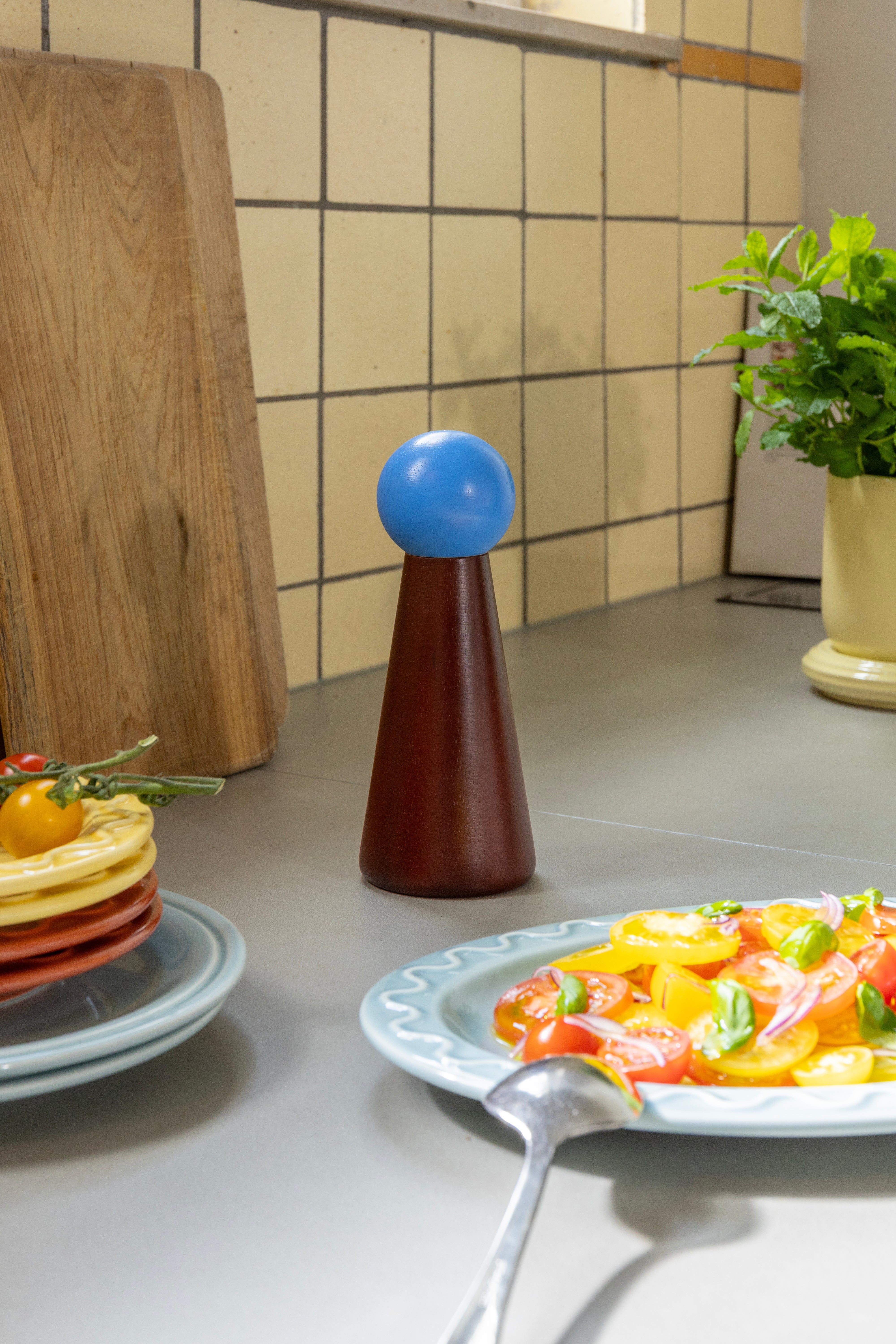 Młynek do przypraw HALMA LARGE burgundowy z niebieskim