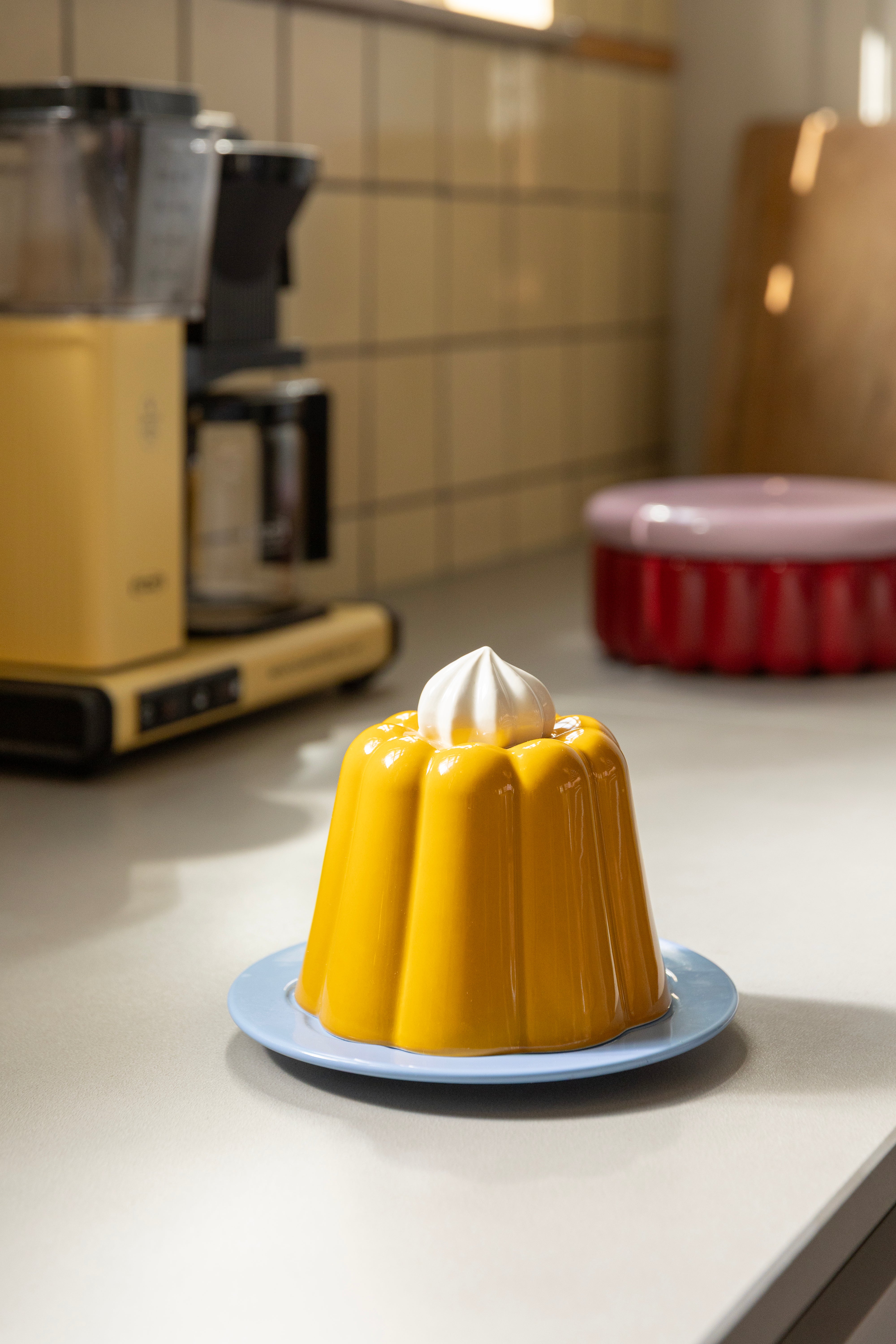 Talerz z pokrywką PUDDING żółty z niebieskim i białym