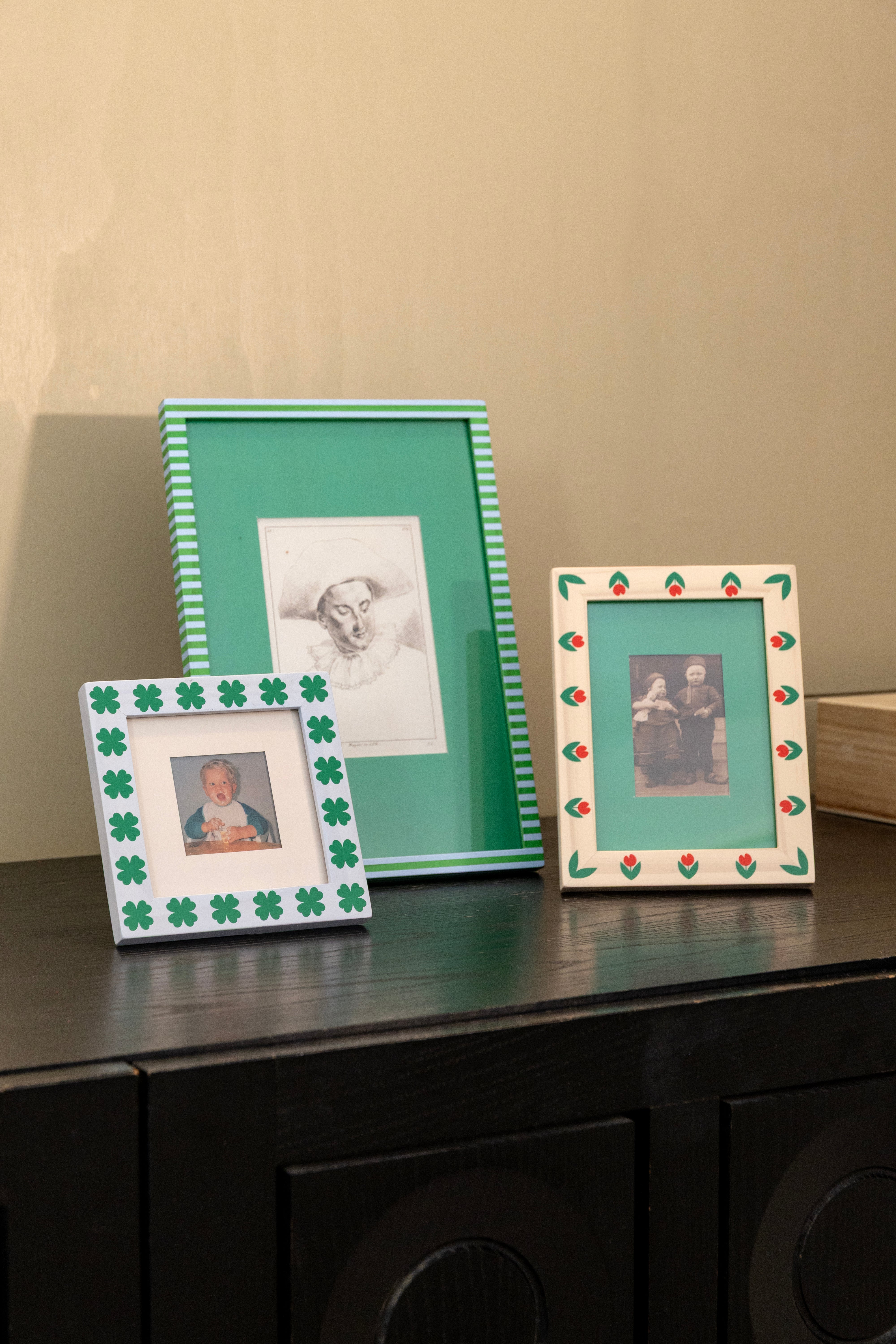 PATCH photo frame green with beige