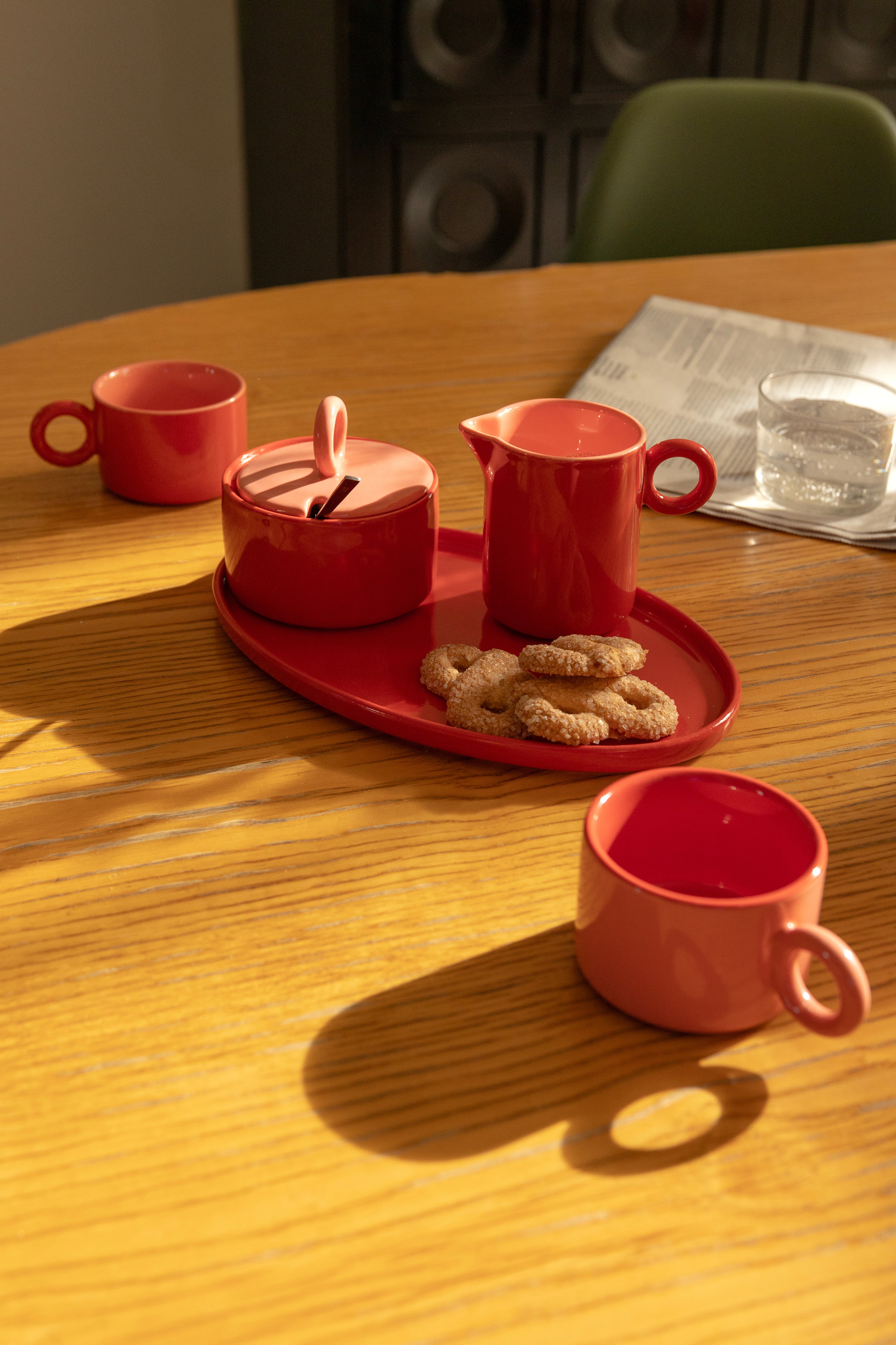 Dzbanek do mleka CHIQUITO czerwona porcelana