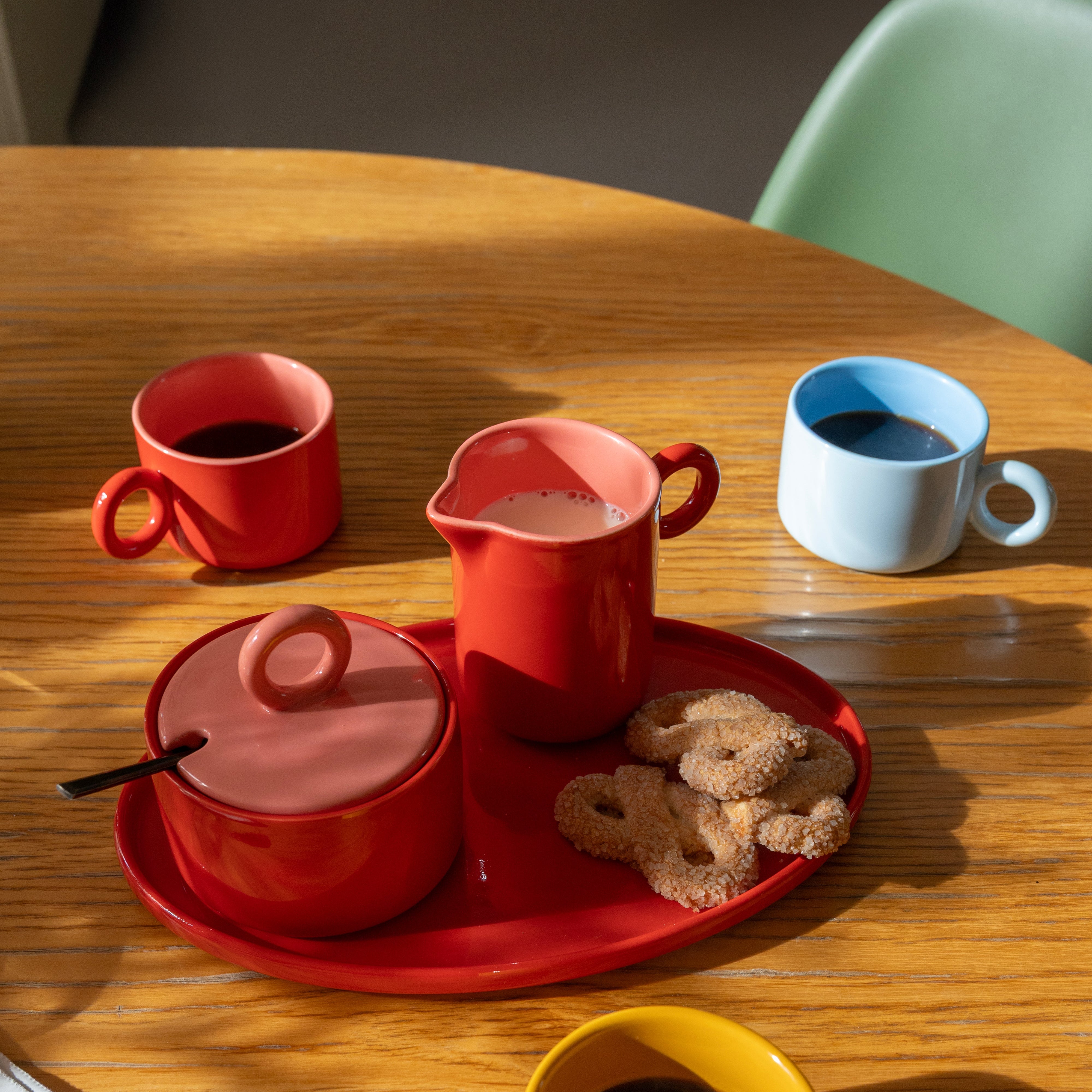 Zestaw filiżanek CHIQUITO niebieska porcelana