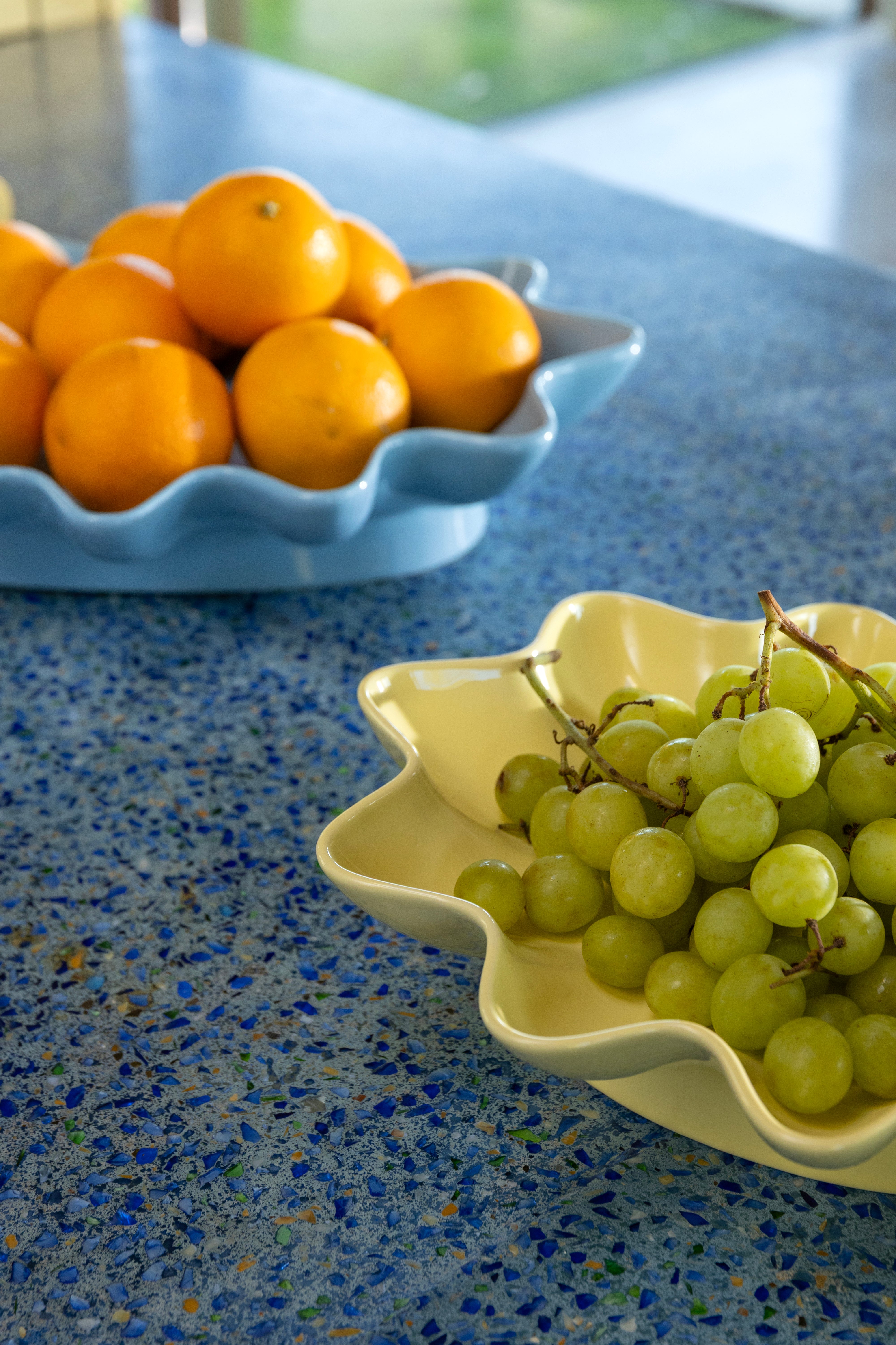 Ovaler SUN Teller gelb