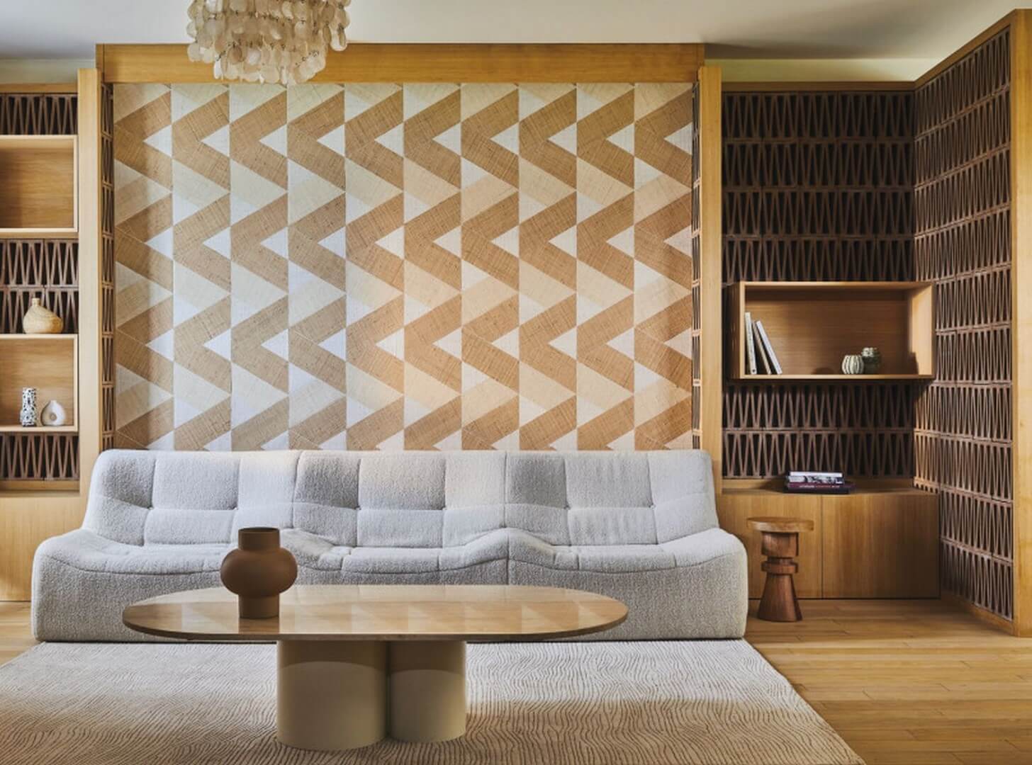 Natural wallpaper with a geometric pattern made of raffia SOLAL - NATUREL light brown with beige