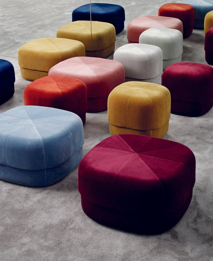 Burgund Pouf