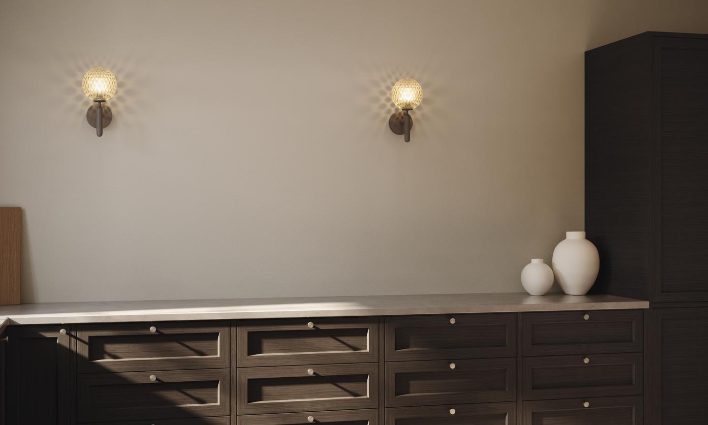 Wandleuchte MIIRA graphit mit transparentem Glas