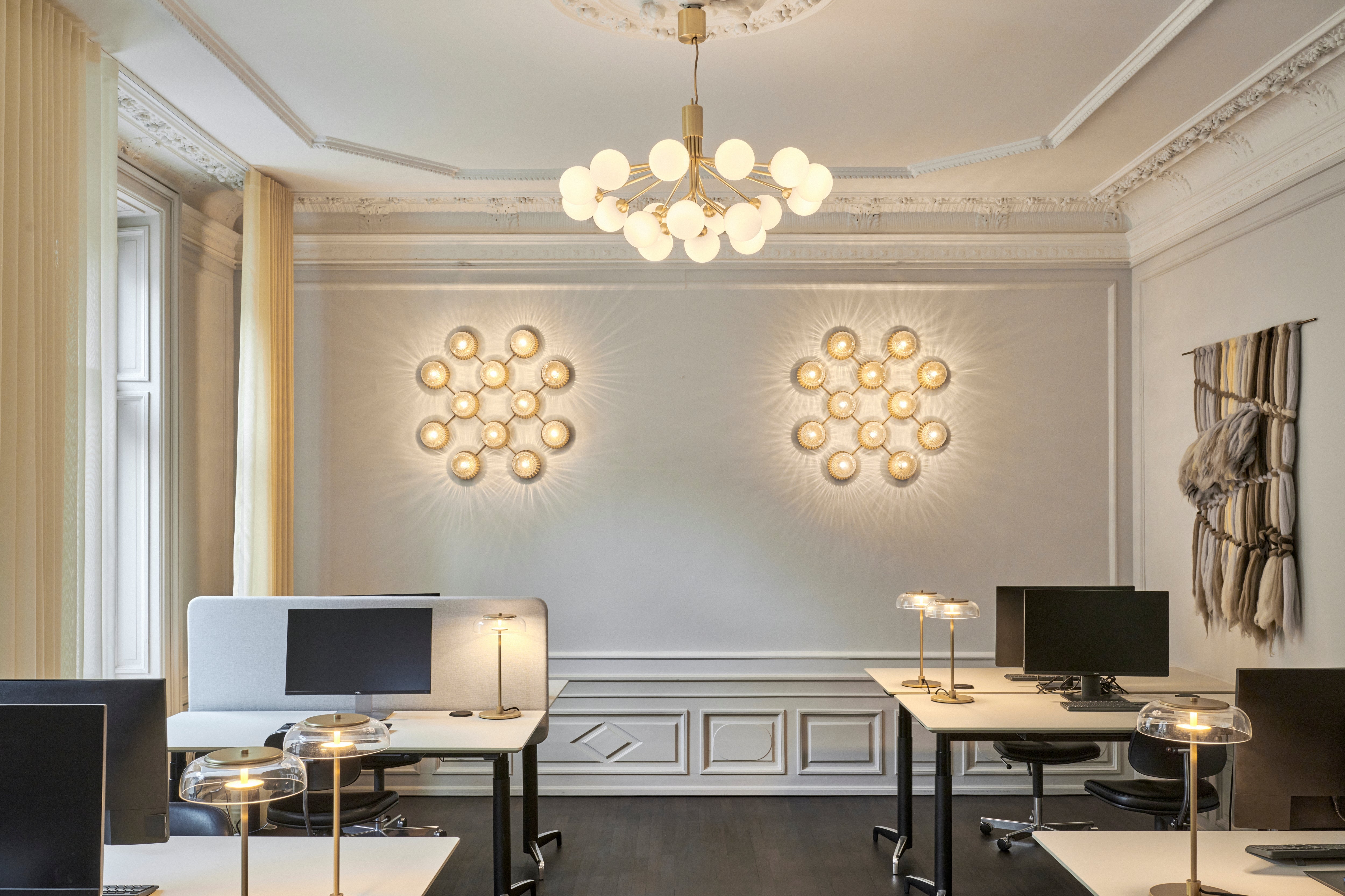 LIILA Wall Lamp 12 Gold with Transparent Glass
