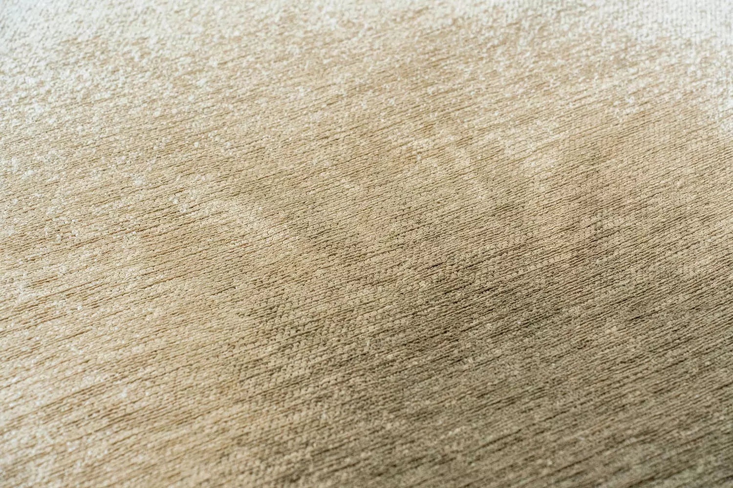 Round DROP rug white with beige