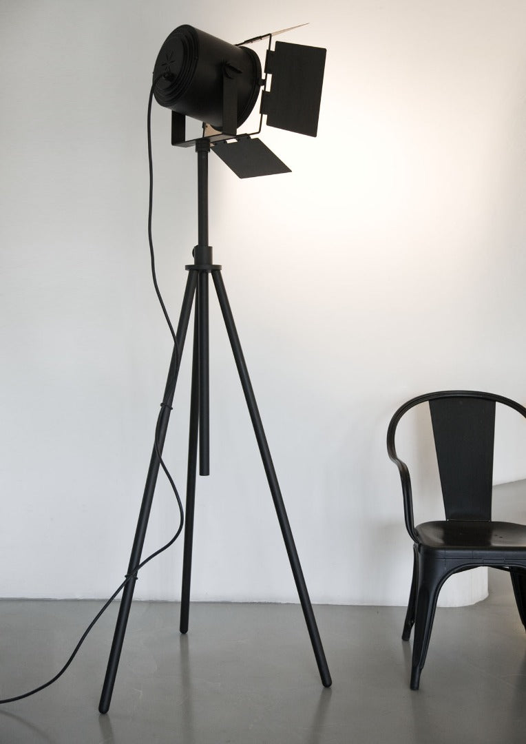 Lampa podłogowa SPOTTÒ czarny