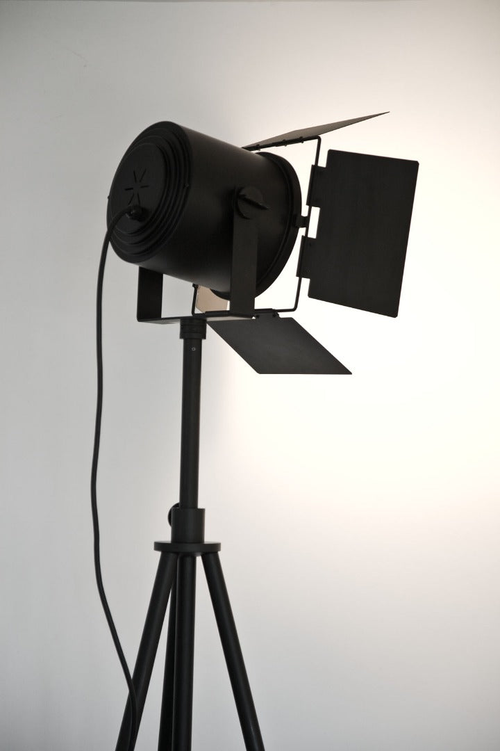 Lampa podłogowa SPOTTÒ czarny