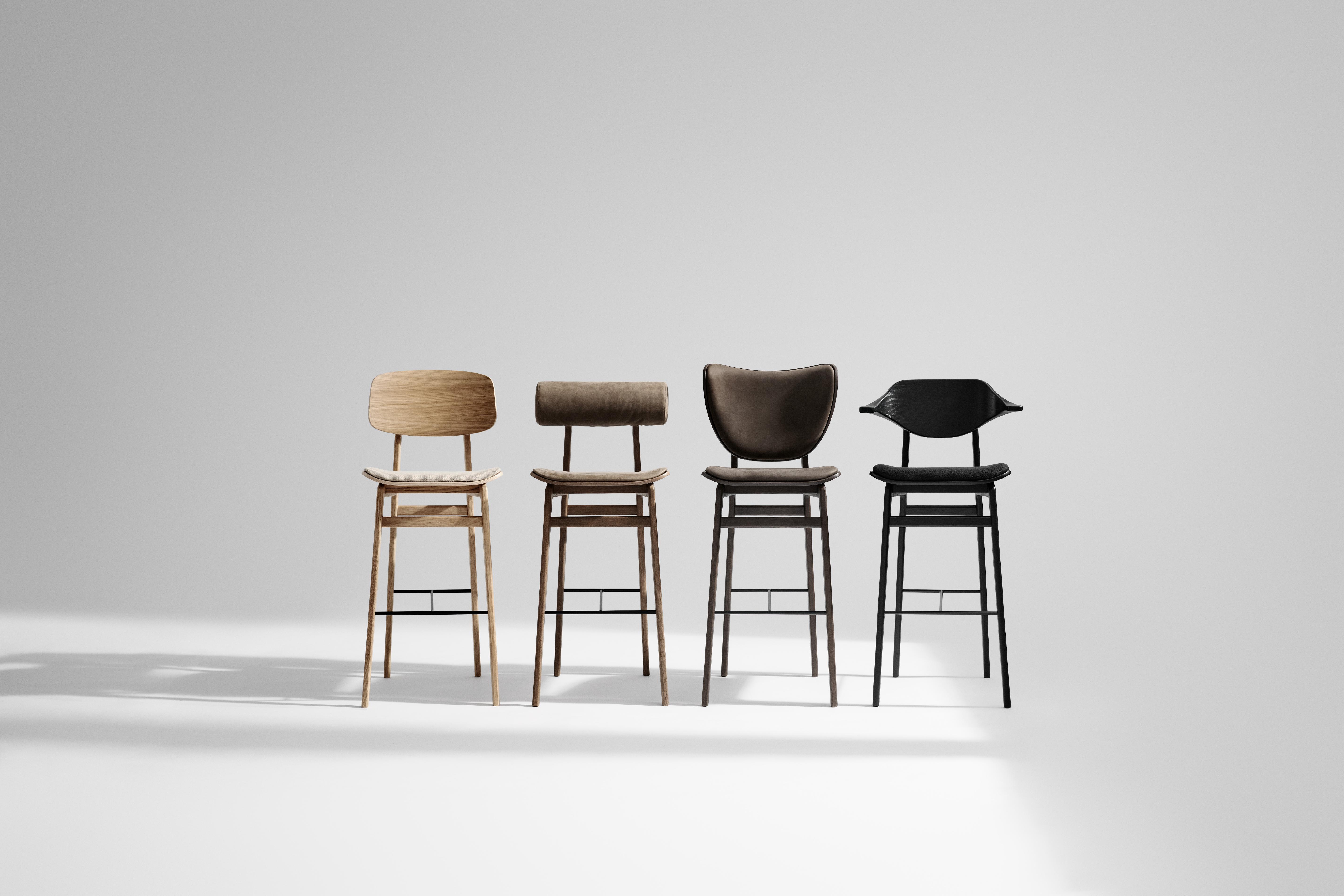 Hoker BUFALA personalizowany z drewnianą podstawą