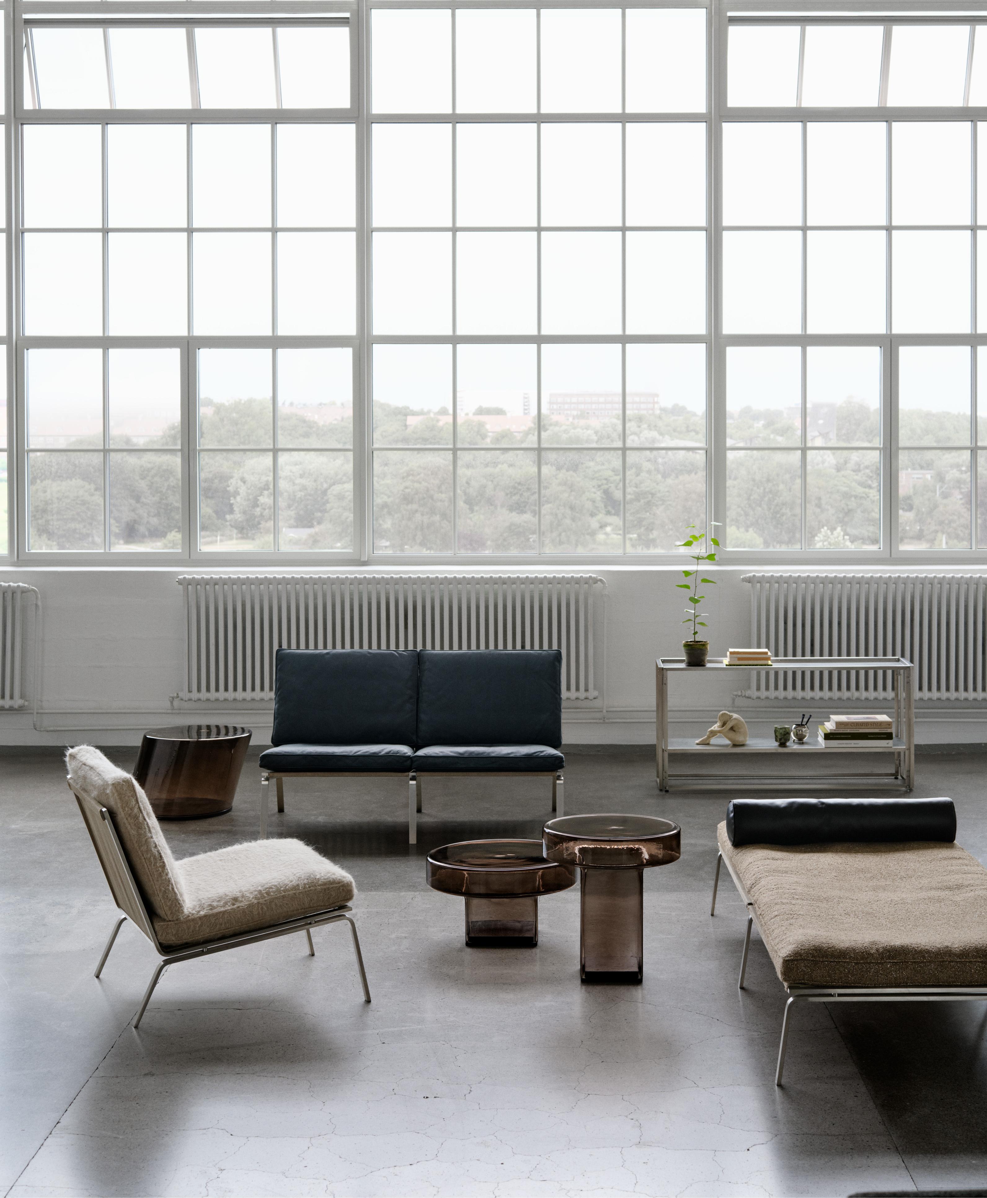 Stolik boczny NAKED dymione szkło