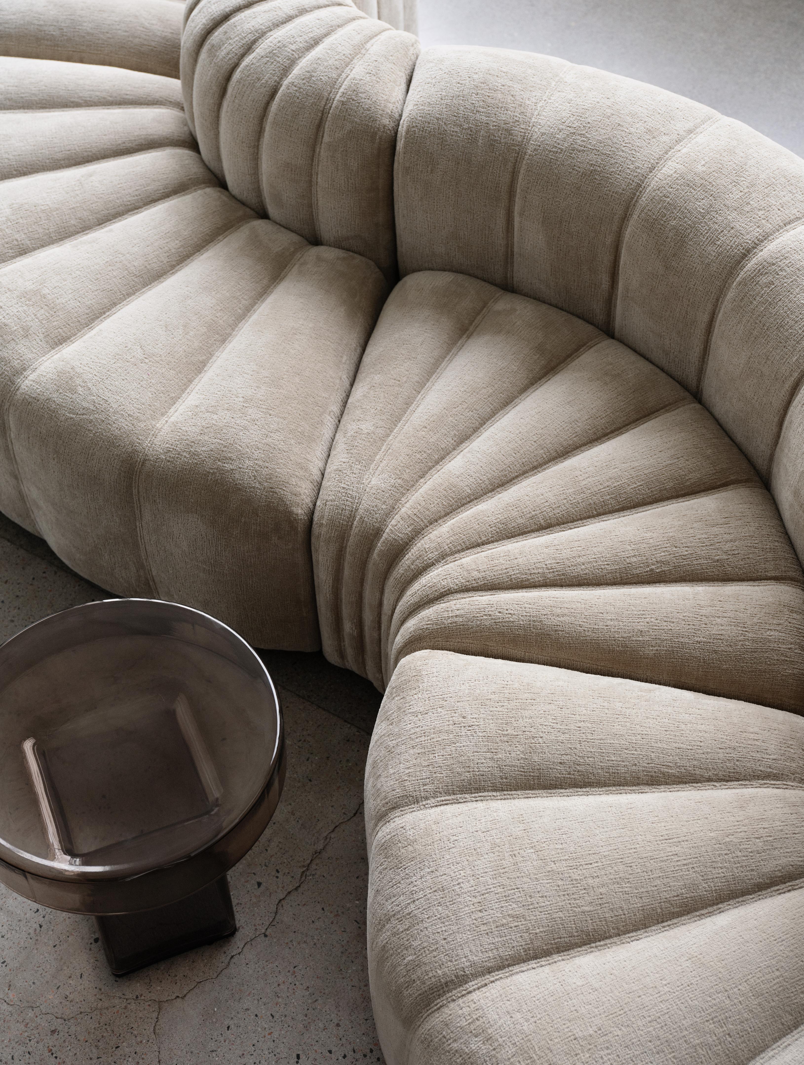 Stolik boczny NAKED dymione szkło