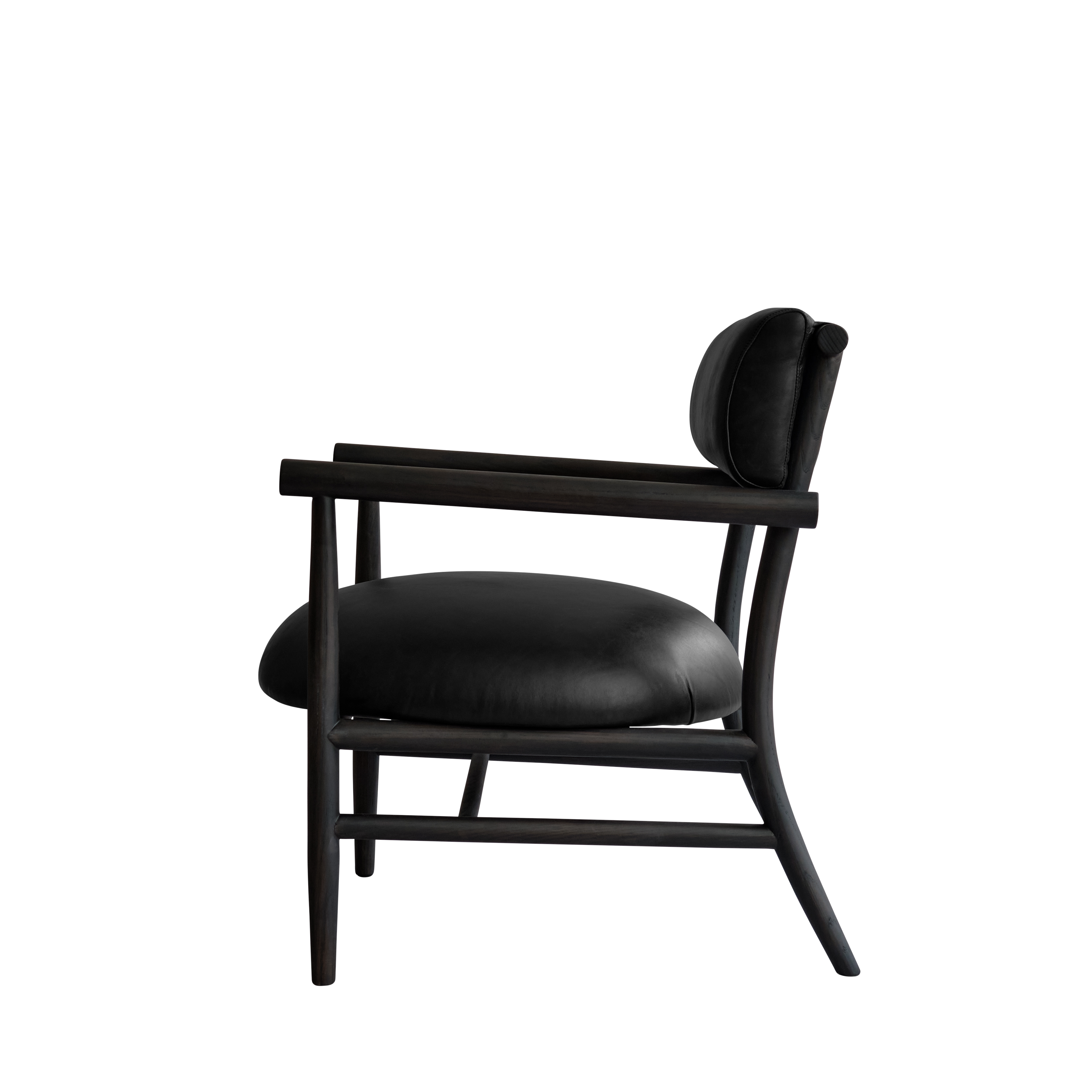 NAMA Armchair black aniline leather