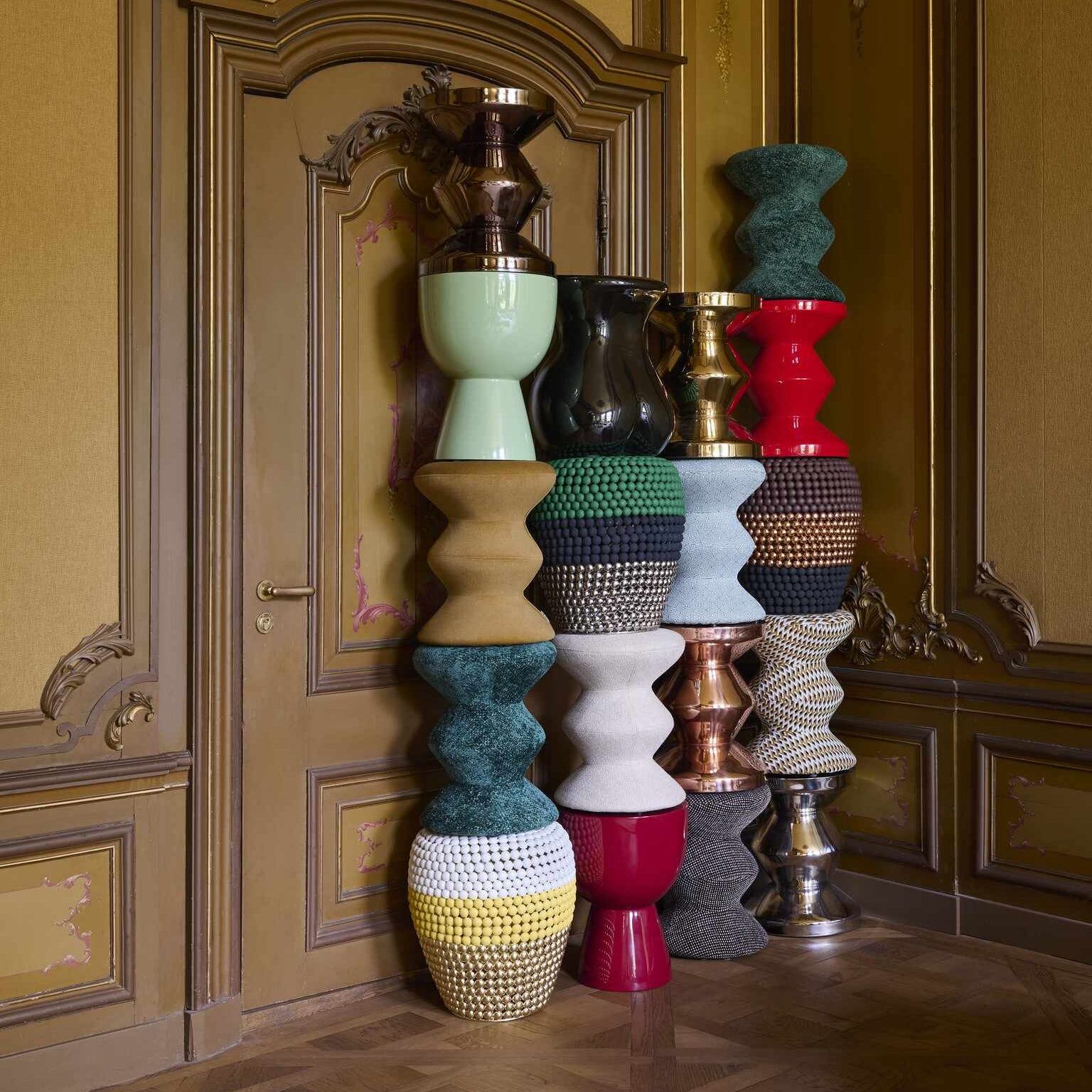 Stołek ZIG ZAG METAL złoty