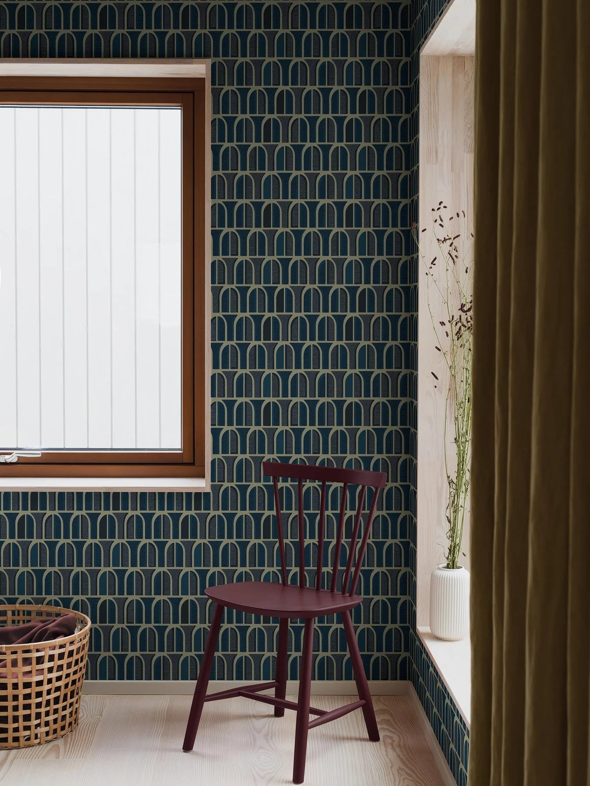 Non-woven paper wallpaper with geometric pattern VENICE dark blue
