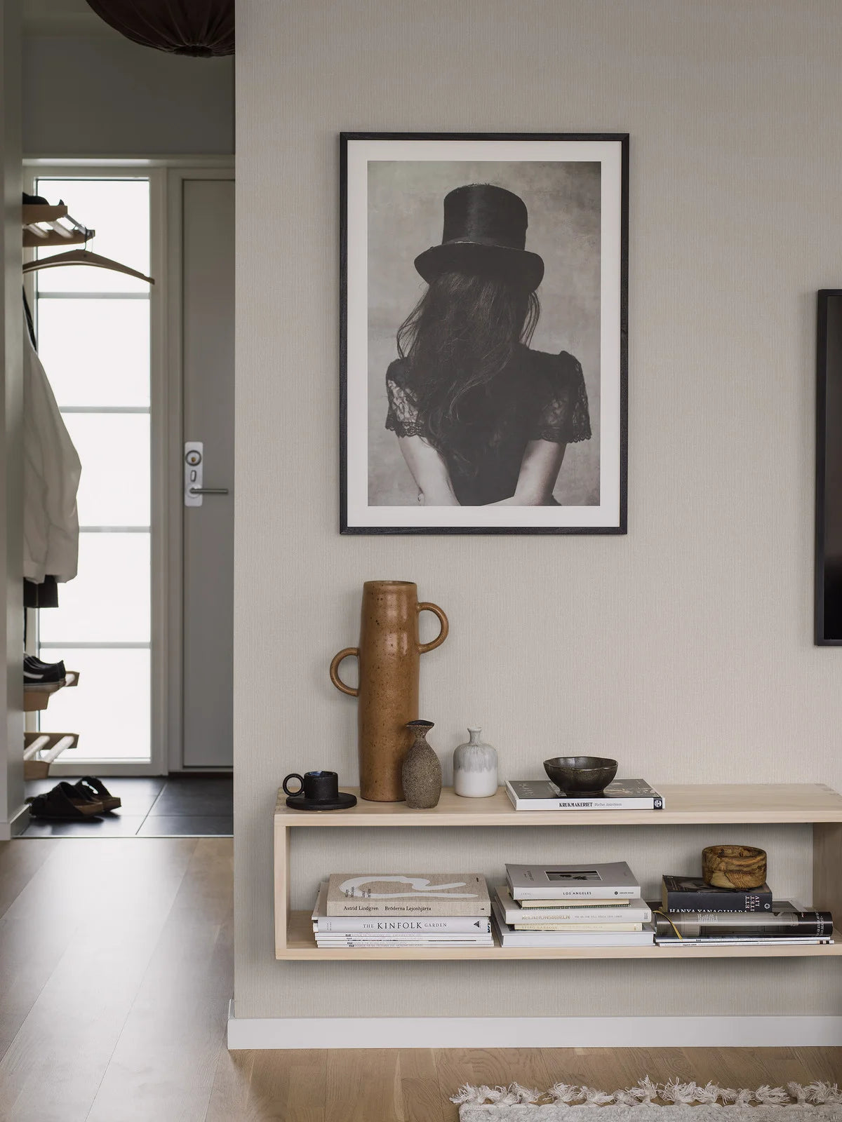 Tapeta flizelinowa papierowa w prążki ADAM szary