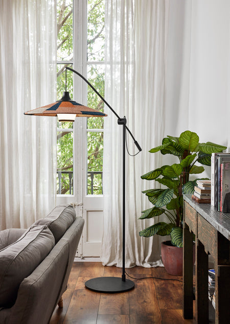 Lampa podłogowa z wysięgnikiem PARROT piaskowy