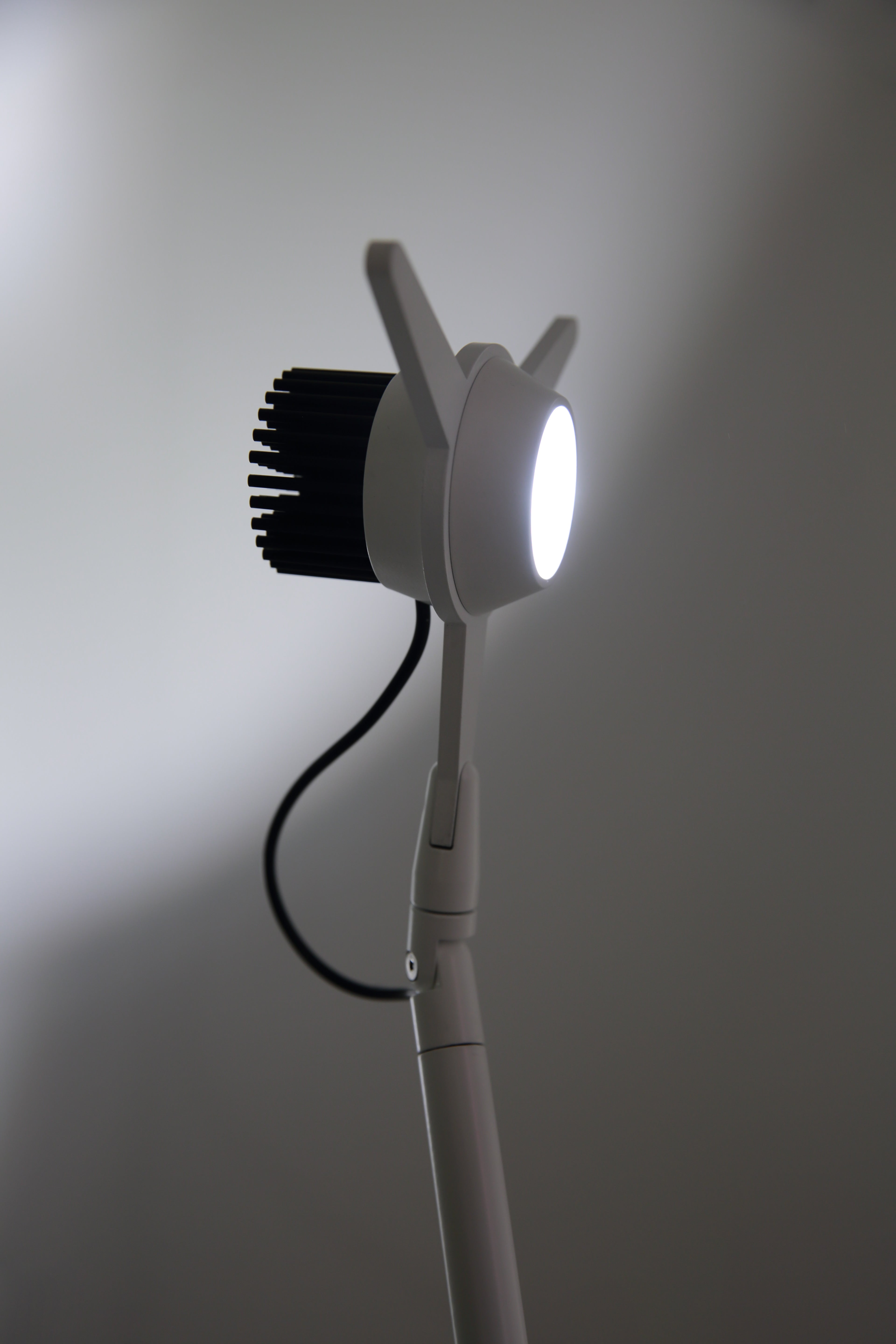 Lampa podłogowa Y3 czarny