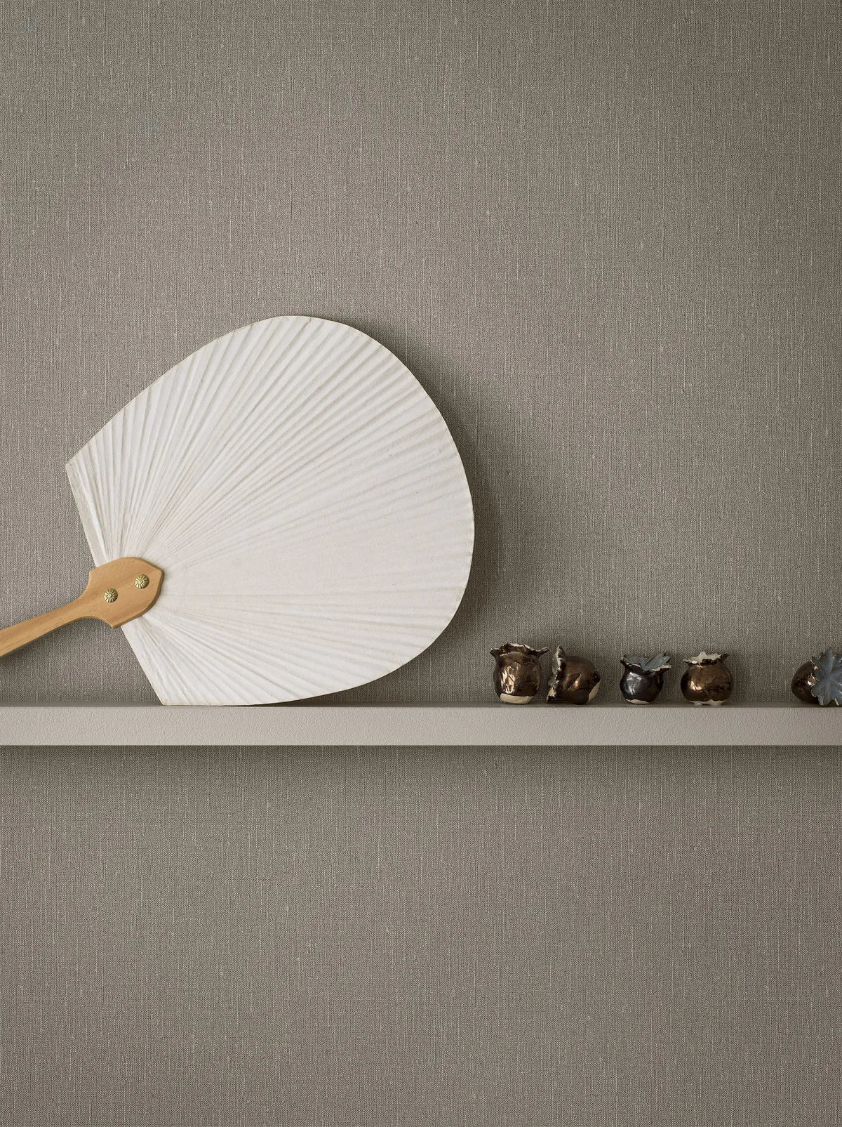 Tapeta strukturalna imitująca len LINEN - MUSCOT LINEN jasny brązowy