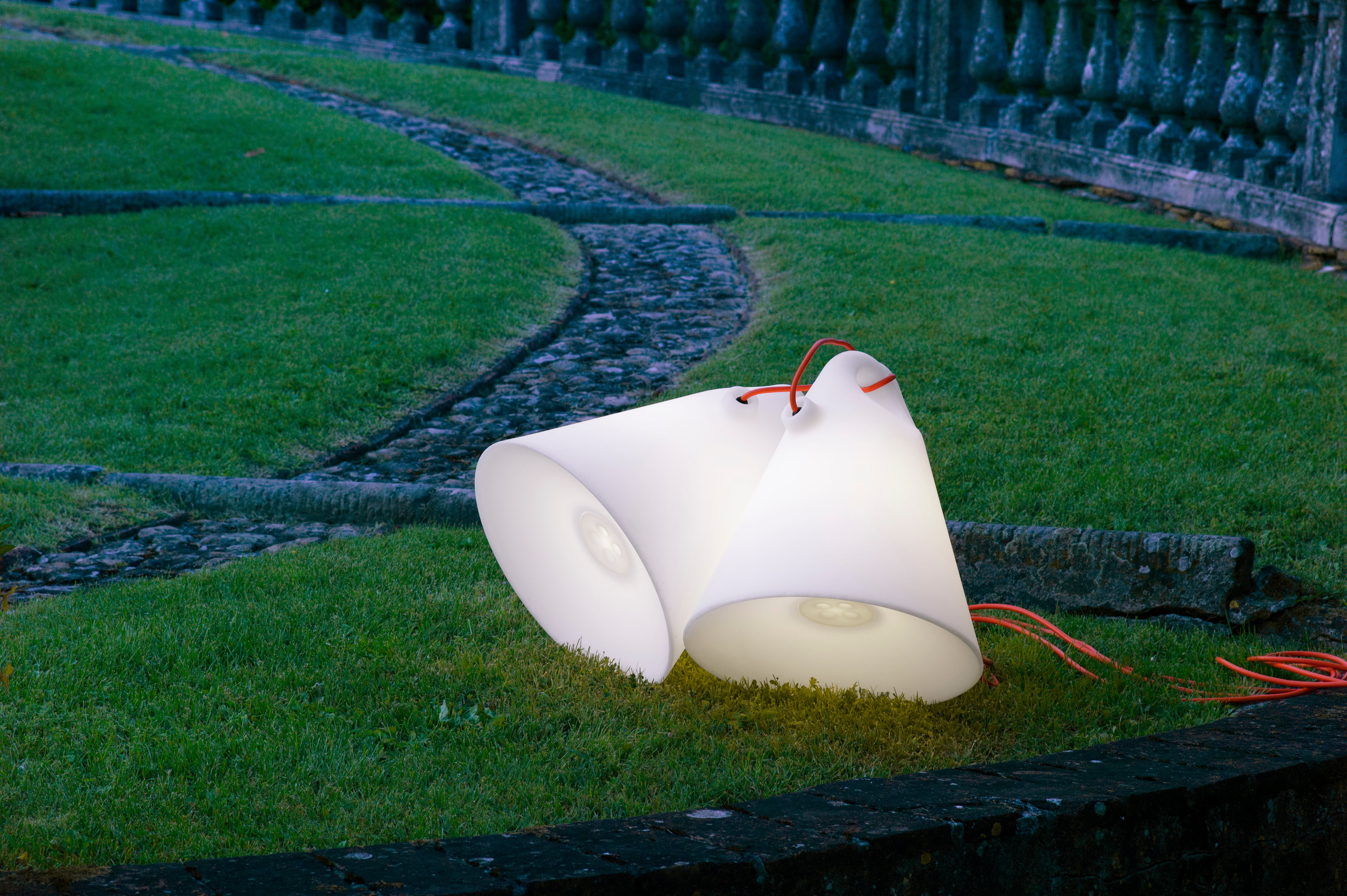 Lampa wisząca zewnętrzna TRILLY biały