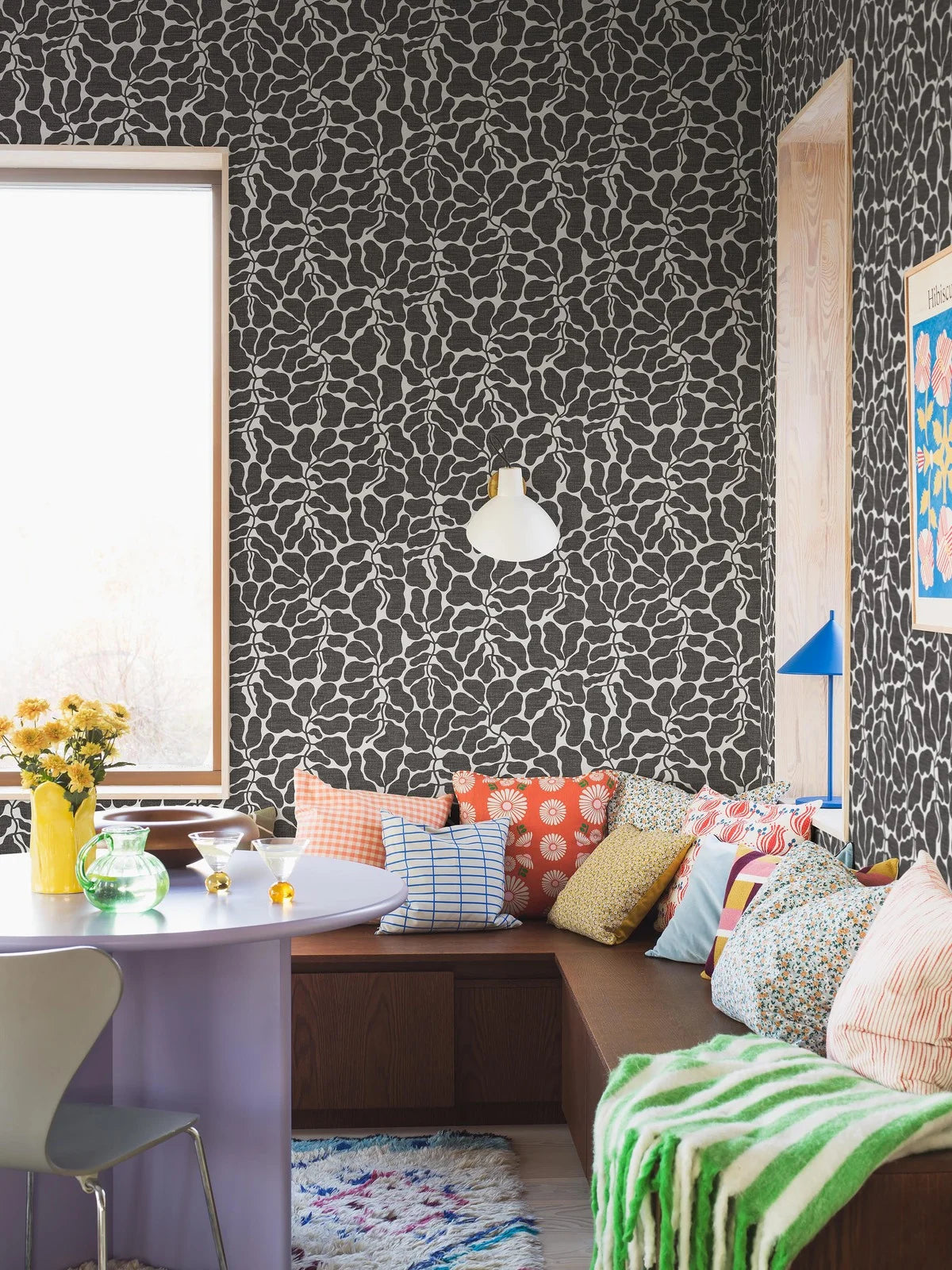 Tapeta flizelinowa papierowa z roślinnym wzorem MY SECRET GARDEN czarny z białym