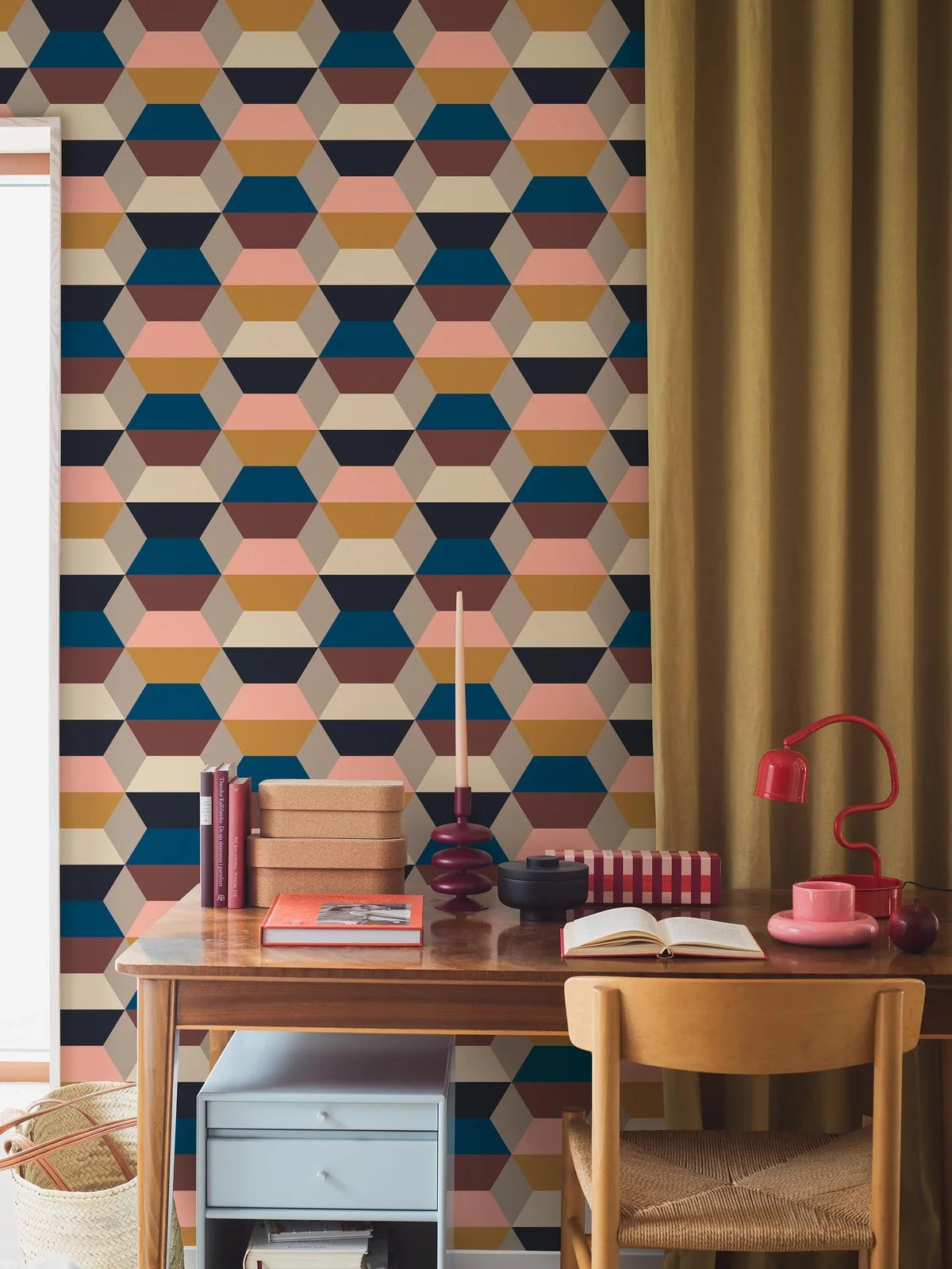 Non-woven paper wallpaper with a geometric pattern PRISMA light multicolored