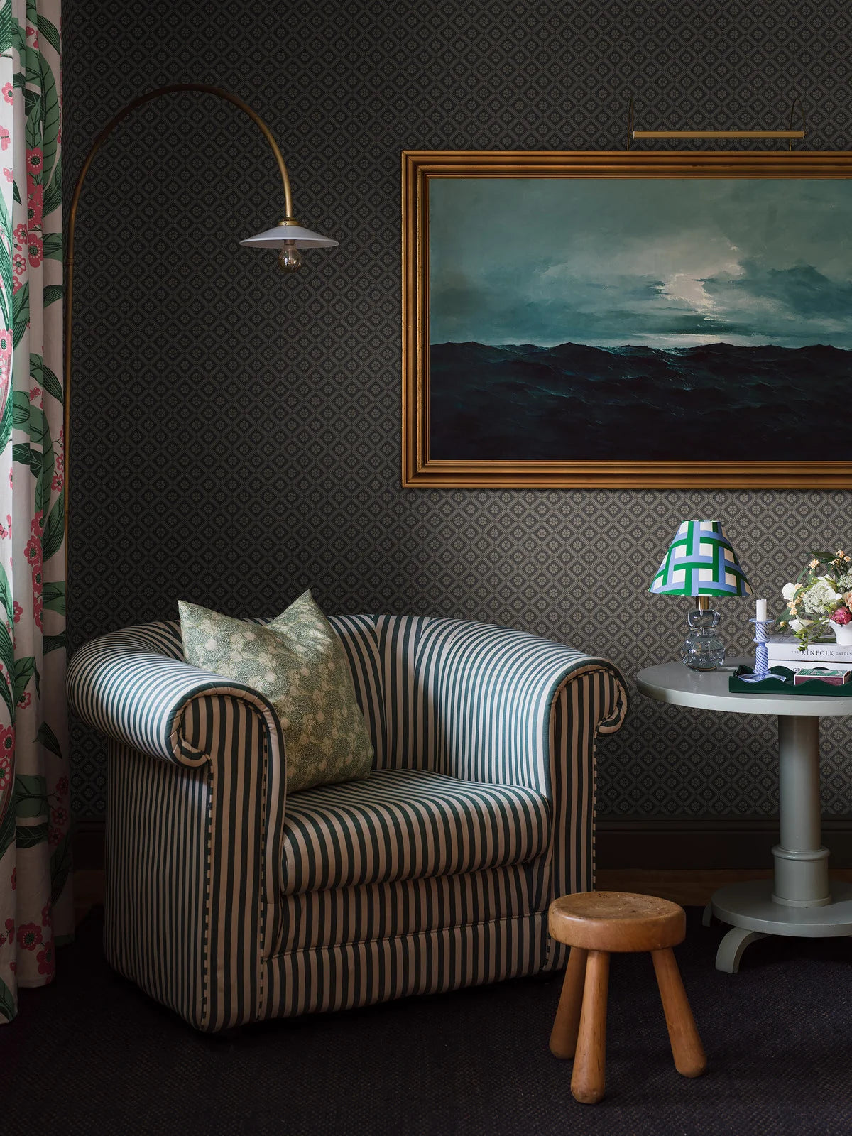 LOVE geometric pattern wallpaper brown