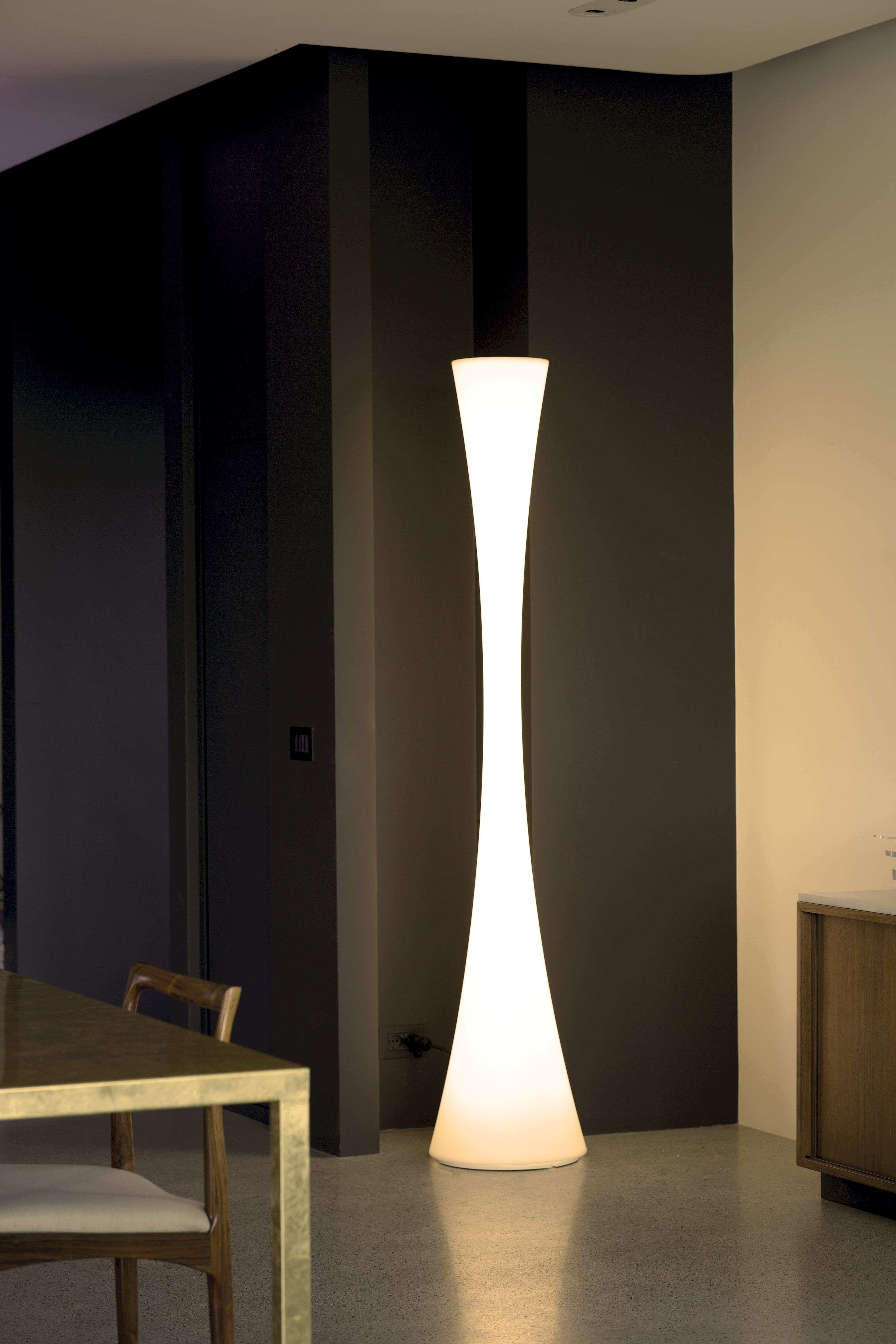 Lampa podłogowa BICONICA połyskujący biały
