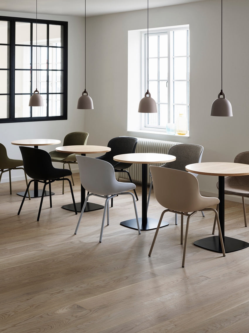 Hyg Upholstered Chair Black – Eye on Design