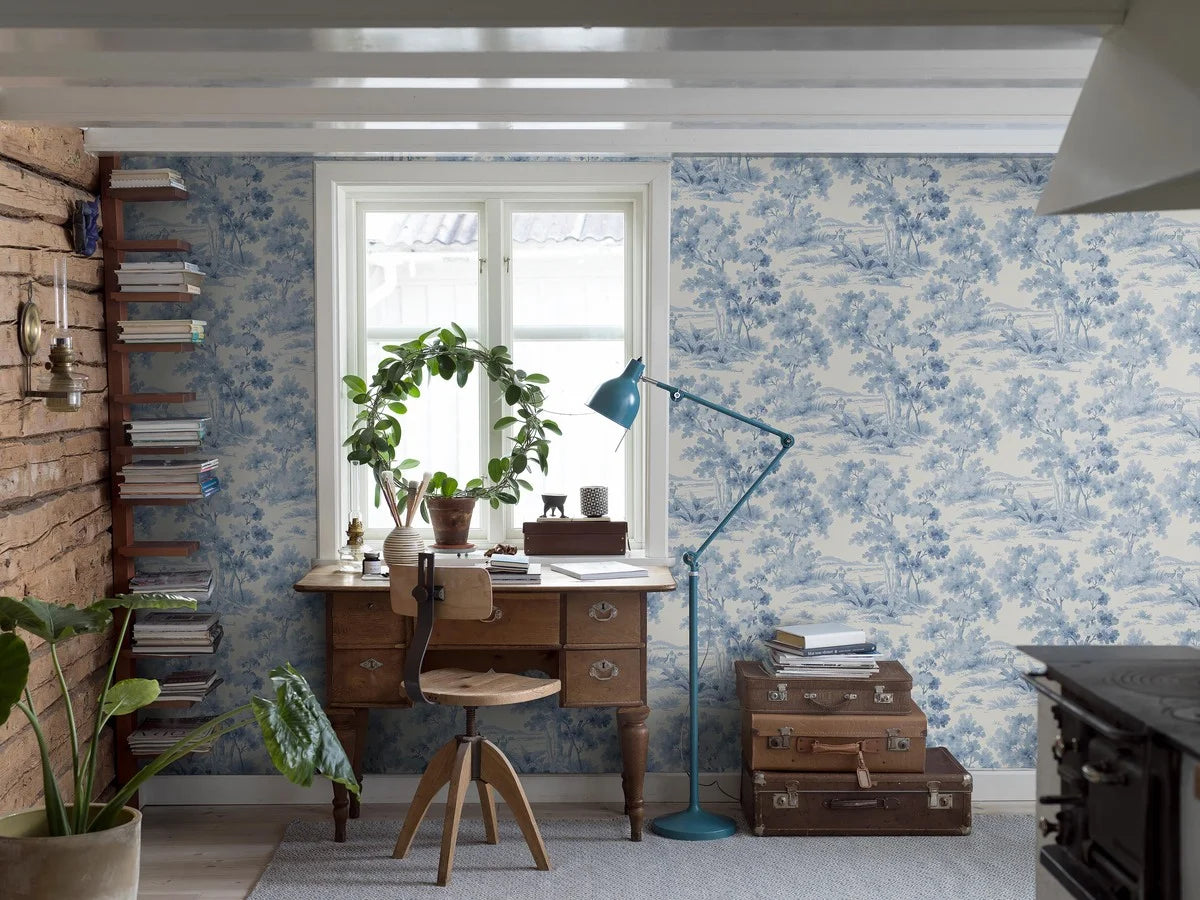 Tapeta flizelinowa papierowa z roślinnym wzorem COUNTRYSIDE MORNING biały z niebieskim