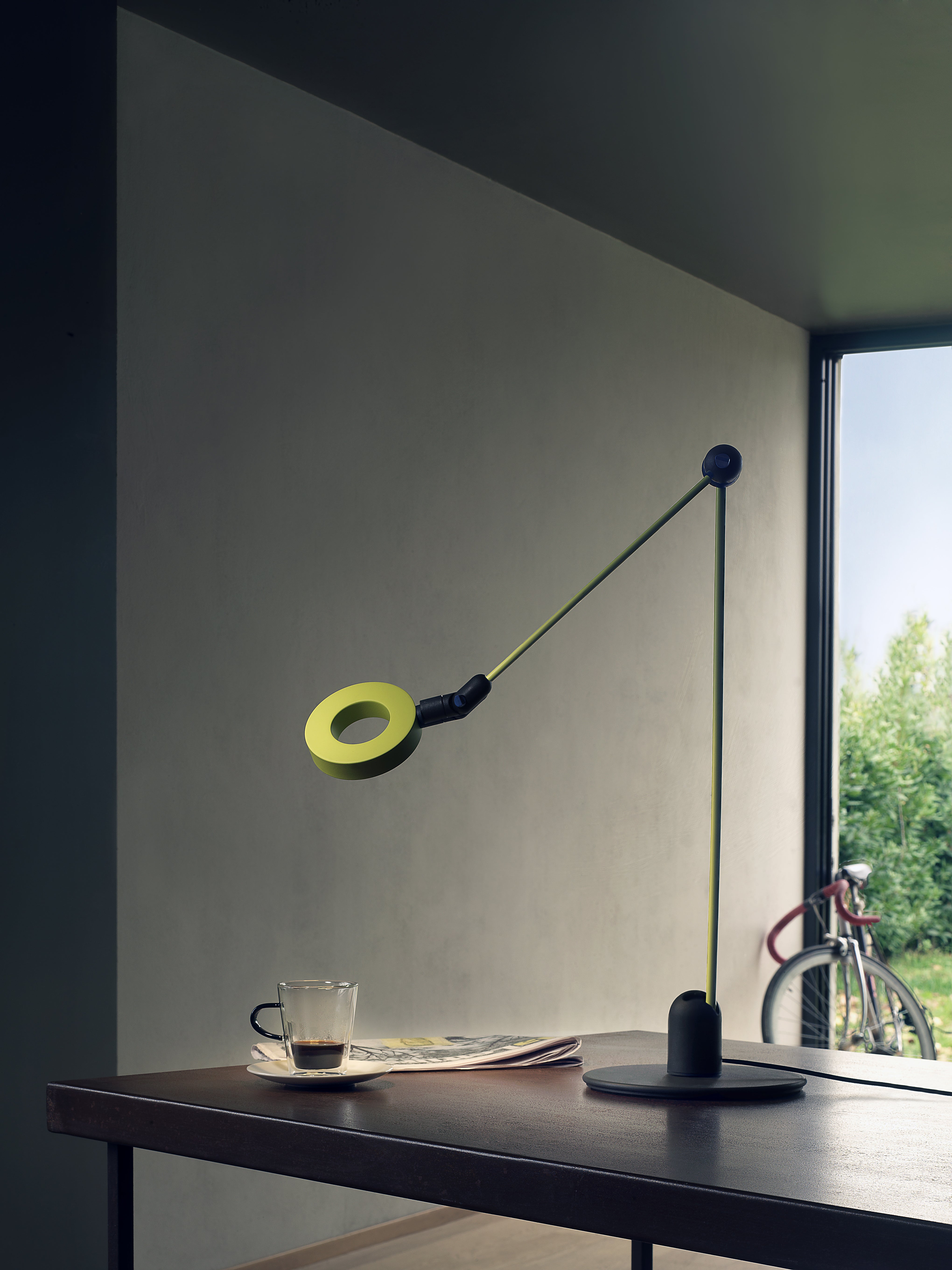 Lampa biurkowa L'AMICA zielony z czarnym i niebieskim