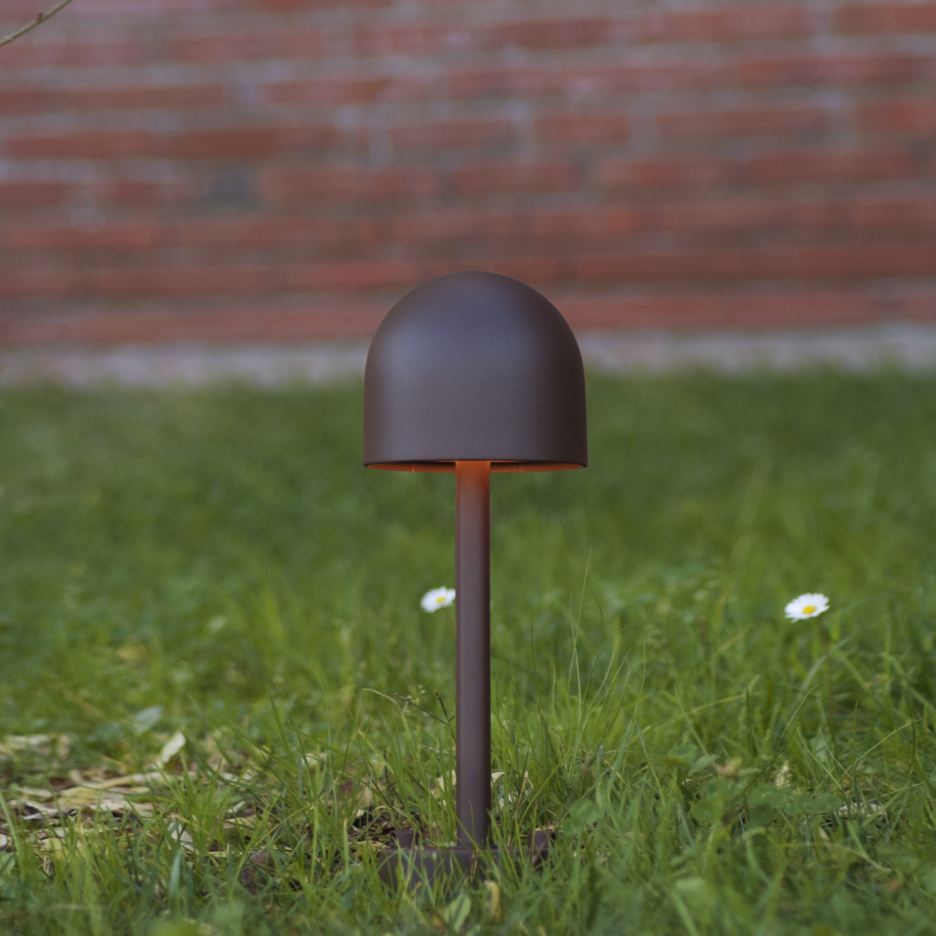 Lampa podłogowa zewnętrzna BOLETO brązowy